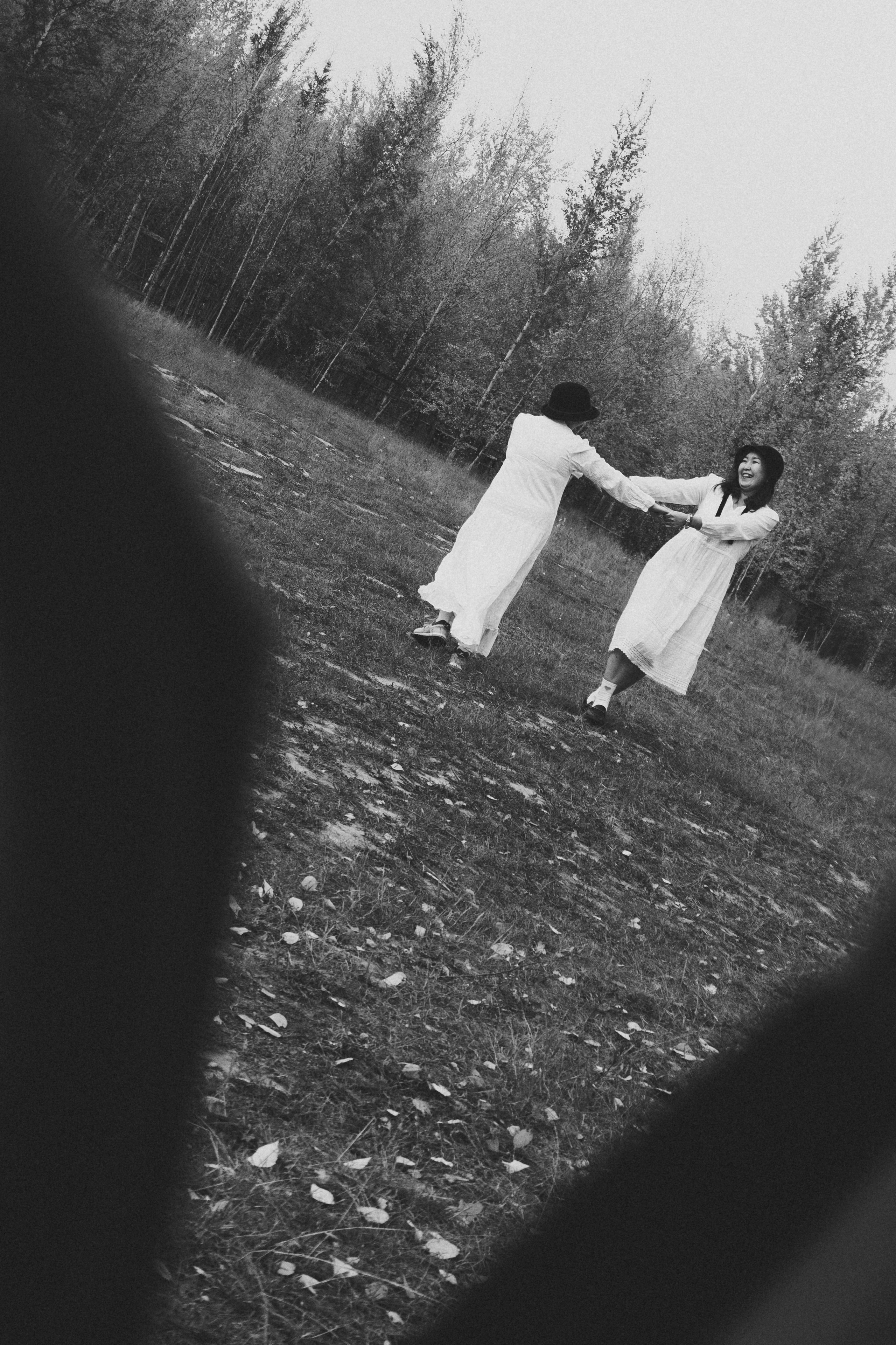 Иванна и Туяра. Репортажный и семейный фотограф в посёлке Сангар и за его пределами: Евгений Байдин