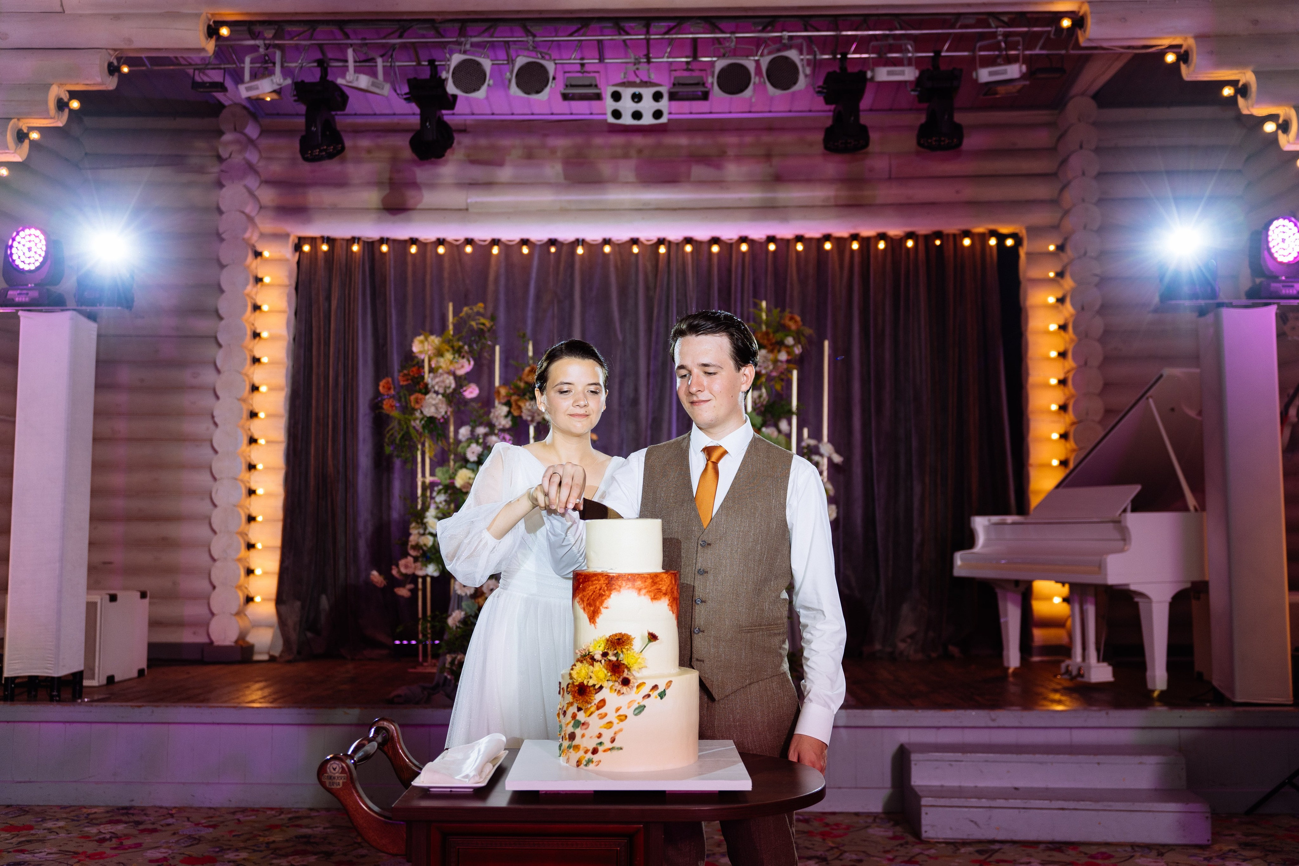 Свадьба Олега и Виктории в клубе «Ближняя дача»