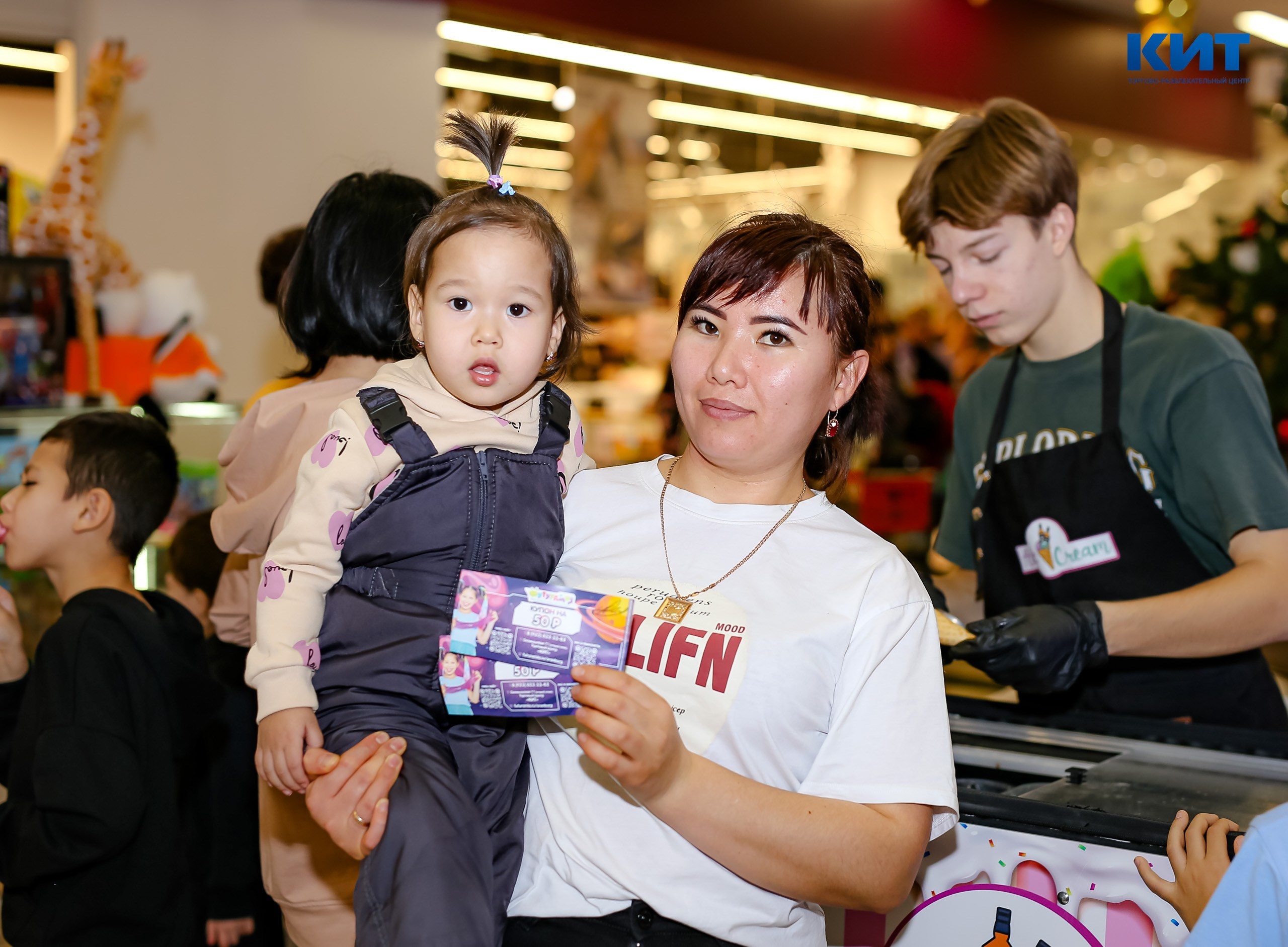 04.01 Утренник в Тц Кит. Команда специалистов в мире фотографии и видео. Детский фотограф, семейный фотограф