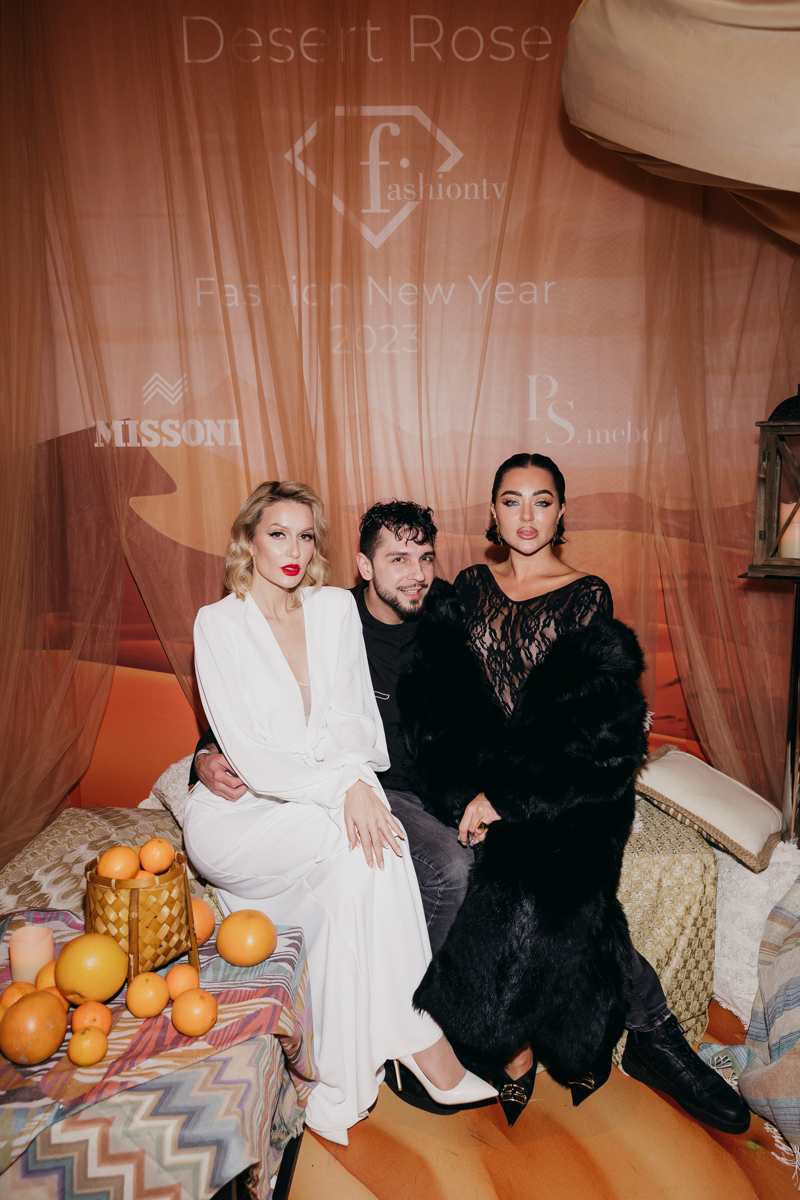 New Year Awards Fashion TV Russia, the Carlton, Moscow. «Птичка на проводе»: информационный портал в Москве