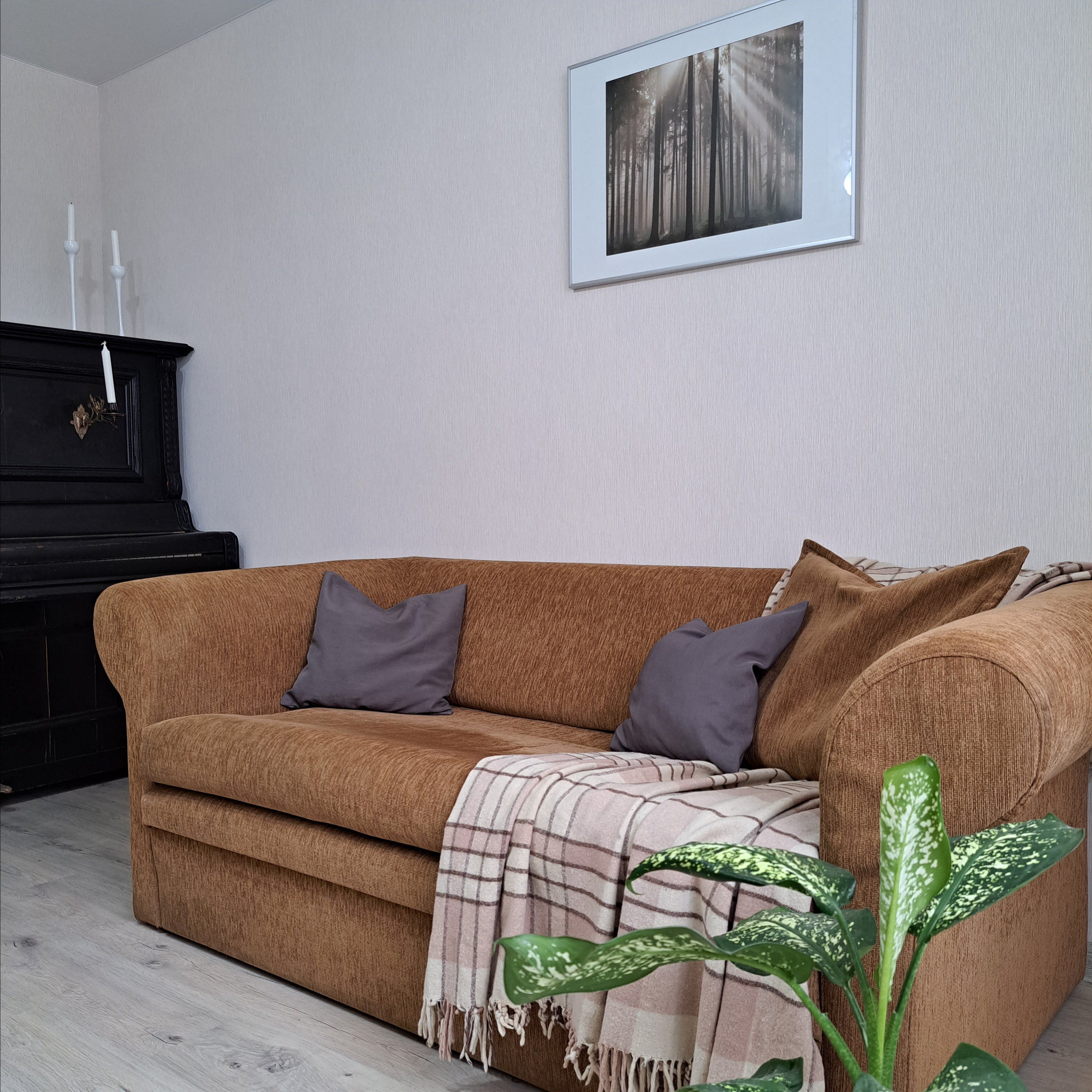 Екатеринбург. Квартира с антиквариатом. Хоумстейджинг и дизайн. Екатеринбург