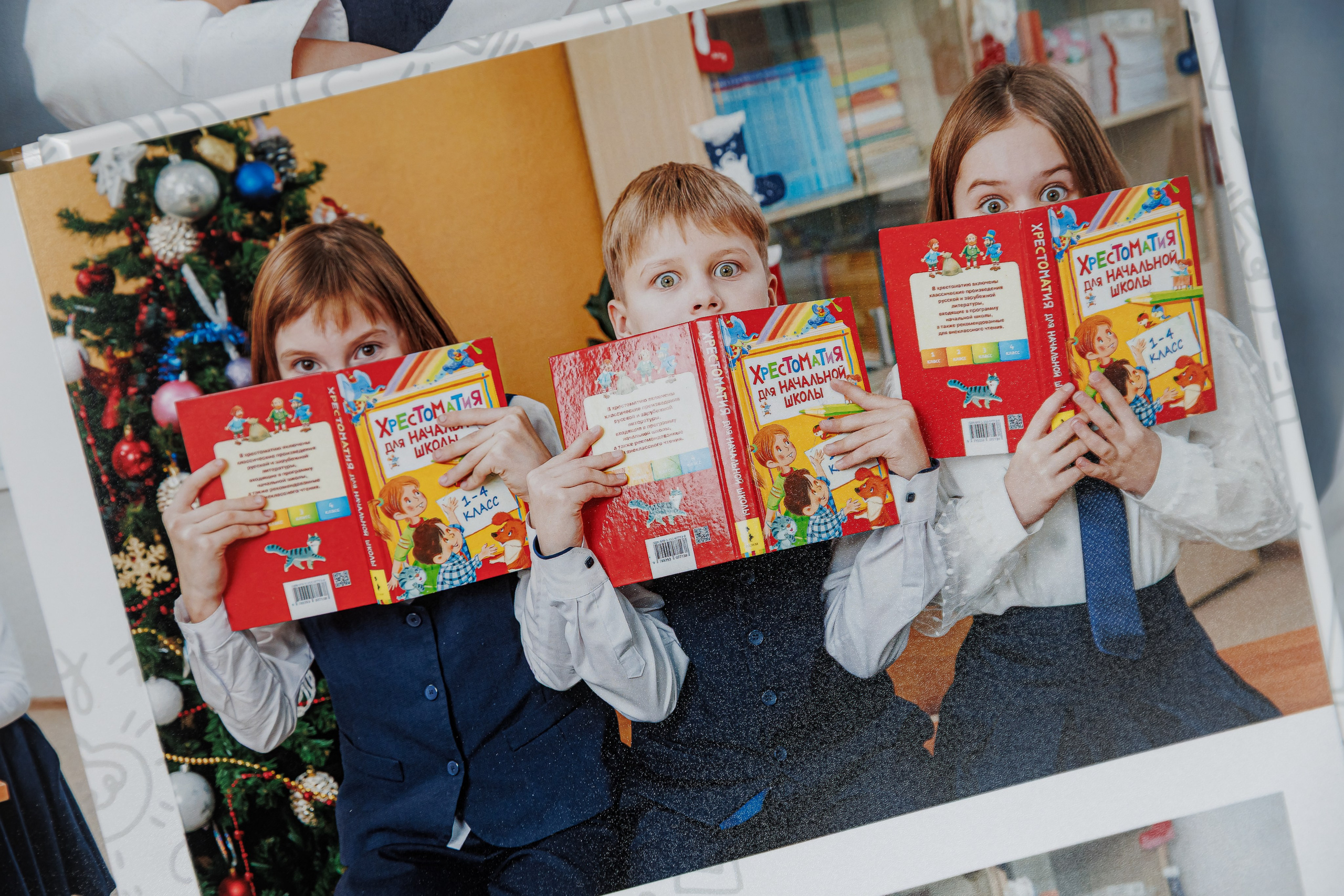 Выпускные альбомы 4 класс. Семейный и детский фотограф Комина Елена, Власиха, Одинцово