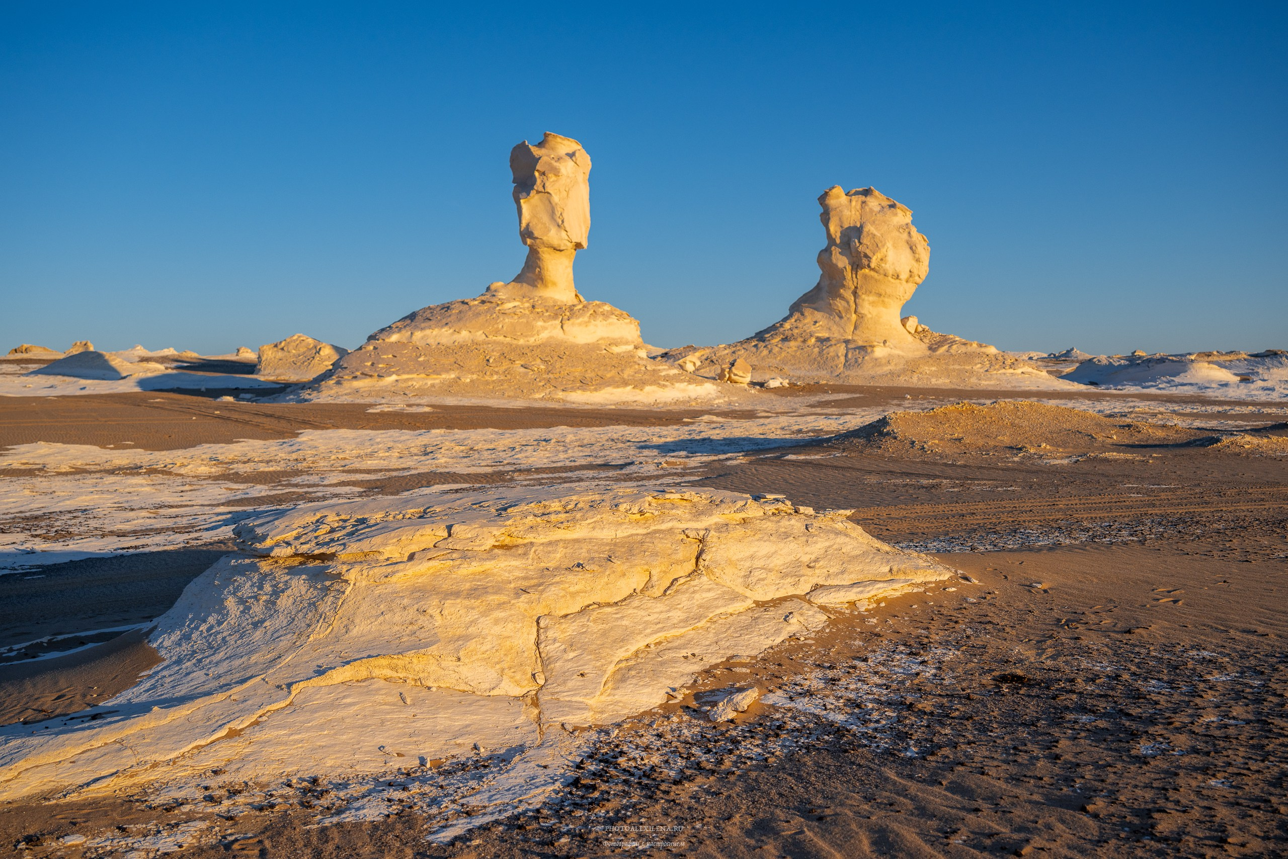 Пустыня чёрная, пустыня белая. Авторские стильные фотокартины