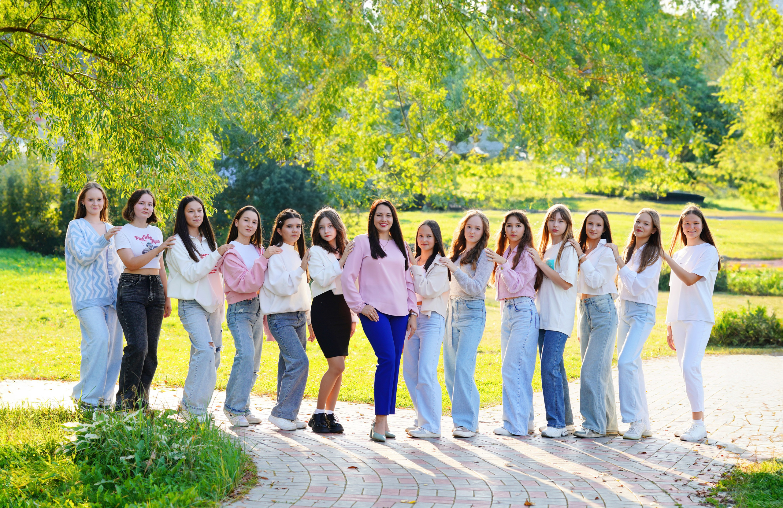 Осень 9,11 класс. Фотограф Герман