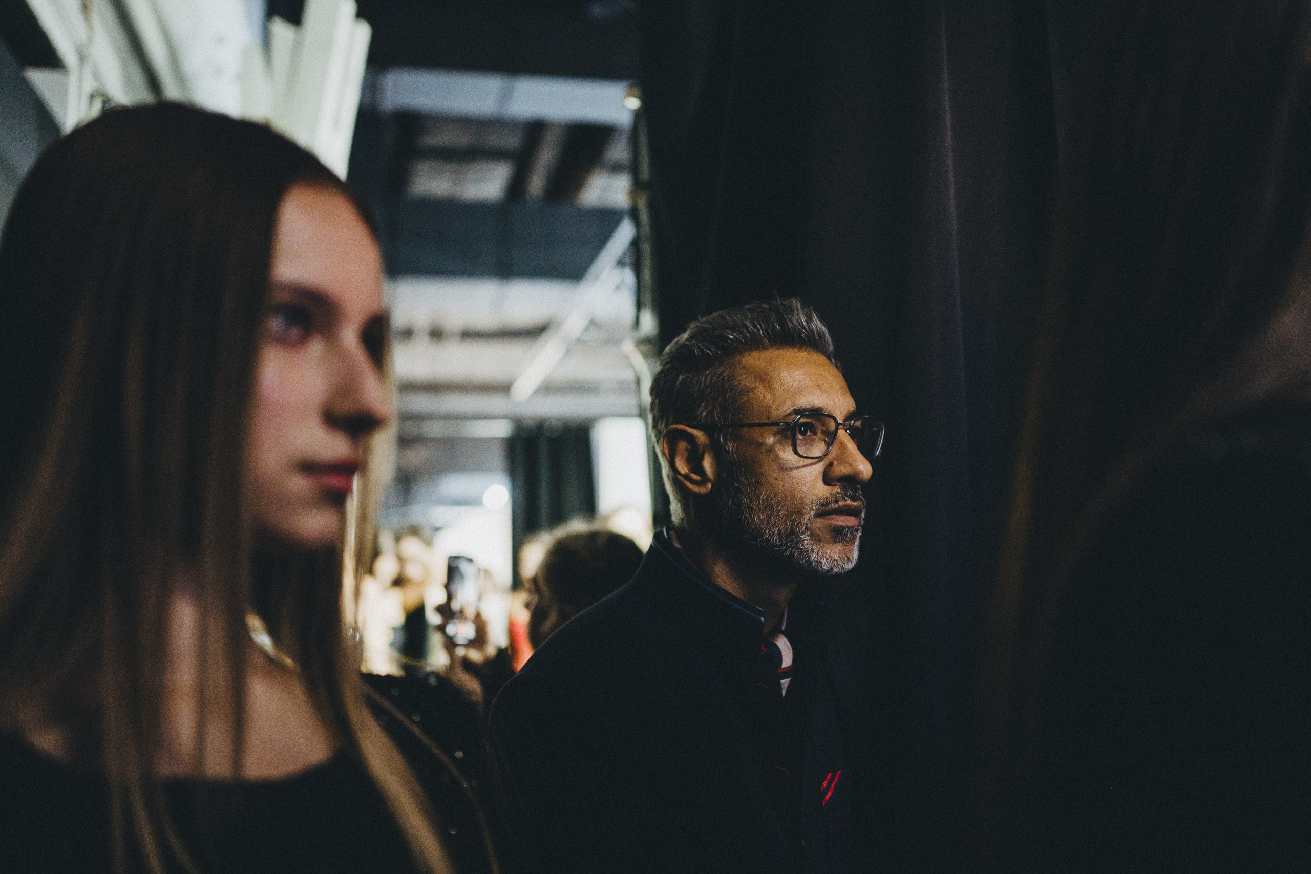 Бэкстейдж показа дизайнера Shantnu Nikhil на MFW 2025