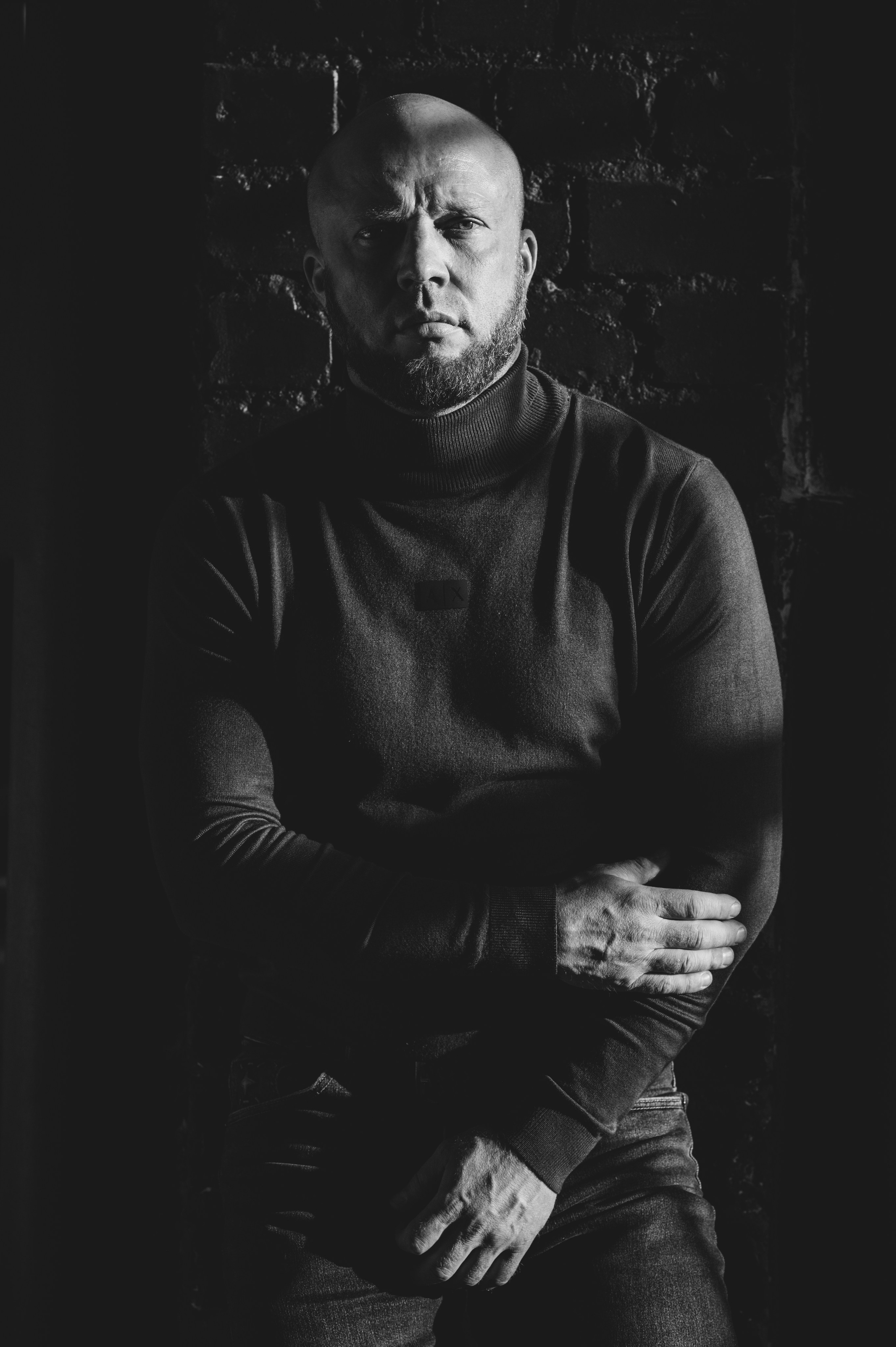 Мужской портрет в студии. Фотограф в Саратове для всей семьи Бечина Диана