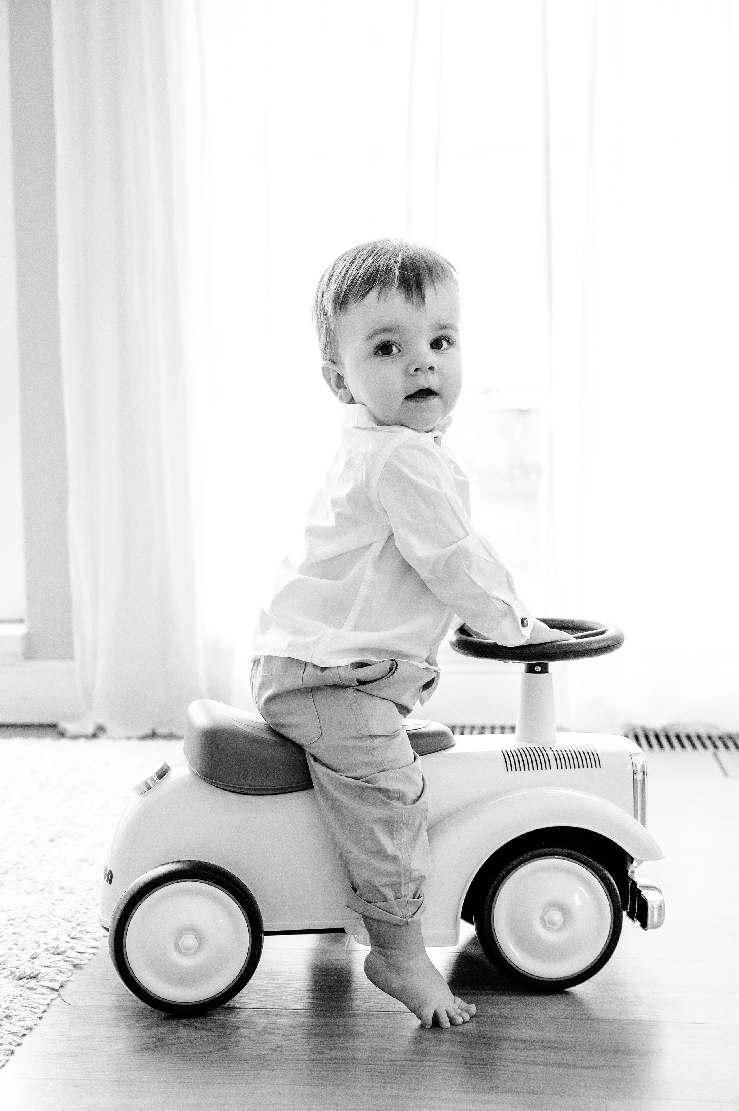 Семейная съемка. Профессиональный фотограф беременности в СПБ. Стильные фотосессии беременности в стиле минимализм и классическая фотография