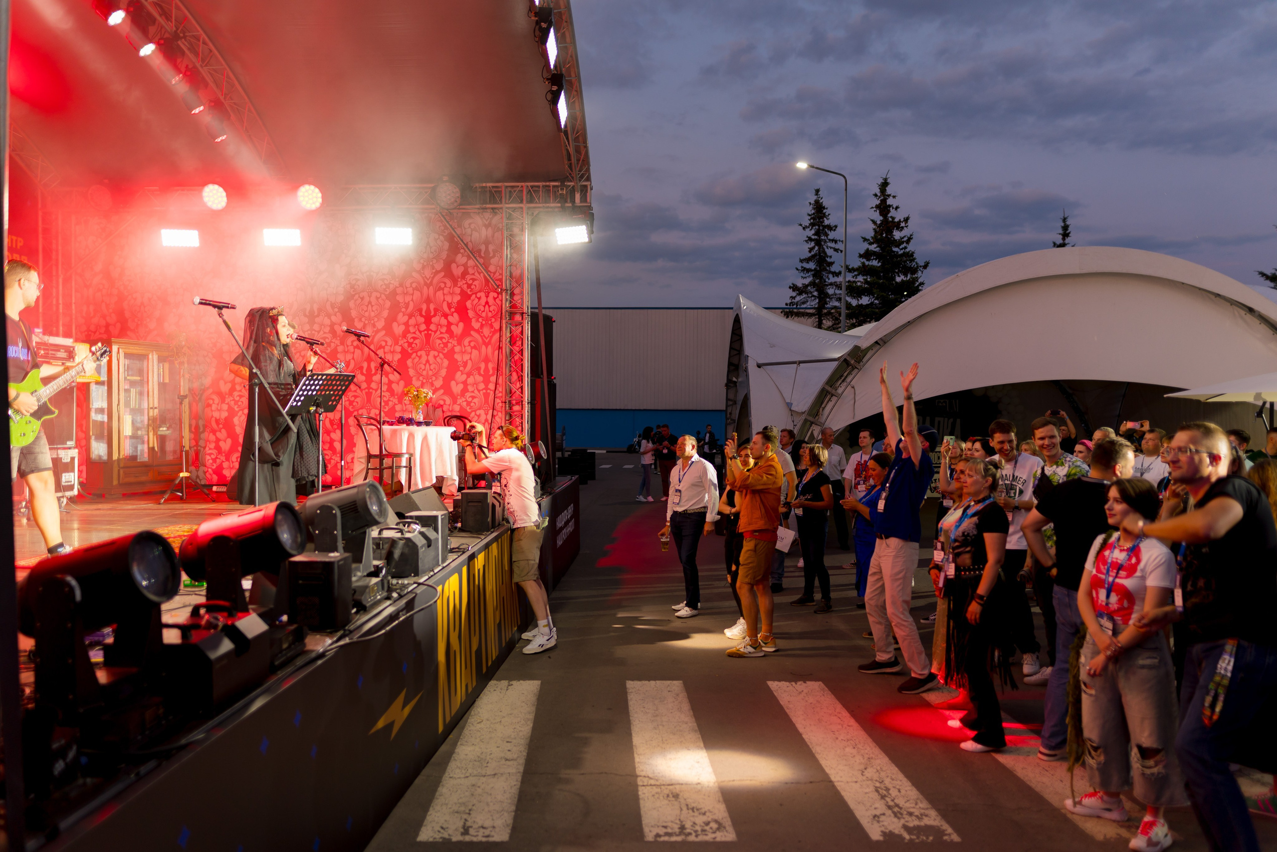 Фотограф на концерт и фестиваль. Репортажный фотограф в Москве Измалков Артем