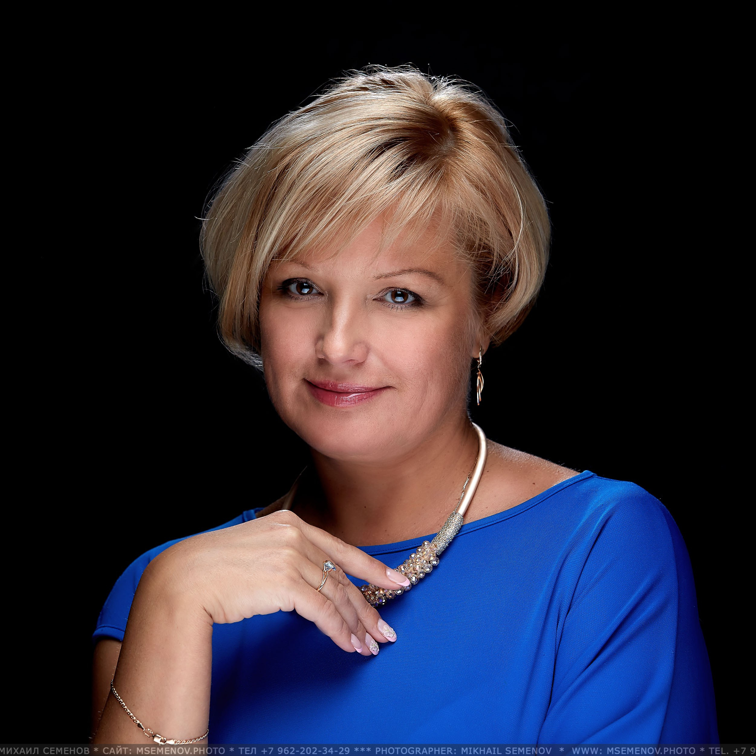 Деловая фотосъемка, предметная, студийный портрет. Рекламная фотосессия. ФОТОуслуги для бизнеса, имиджевая фото-видео съемка. Фотограф, фотопроекты Михаила Семенова в Ярославле. Фотошкола