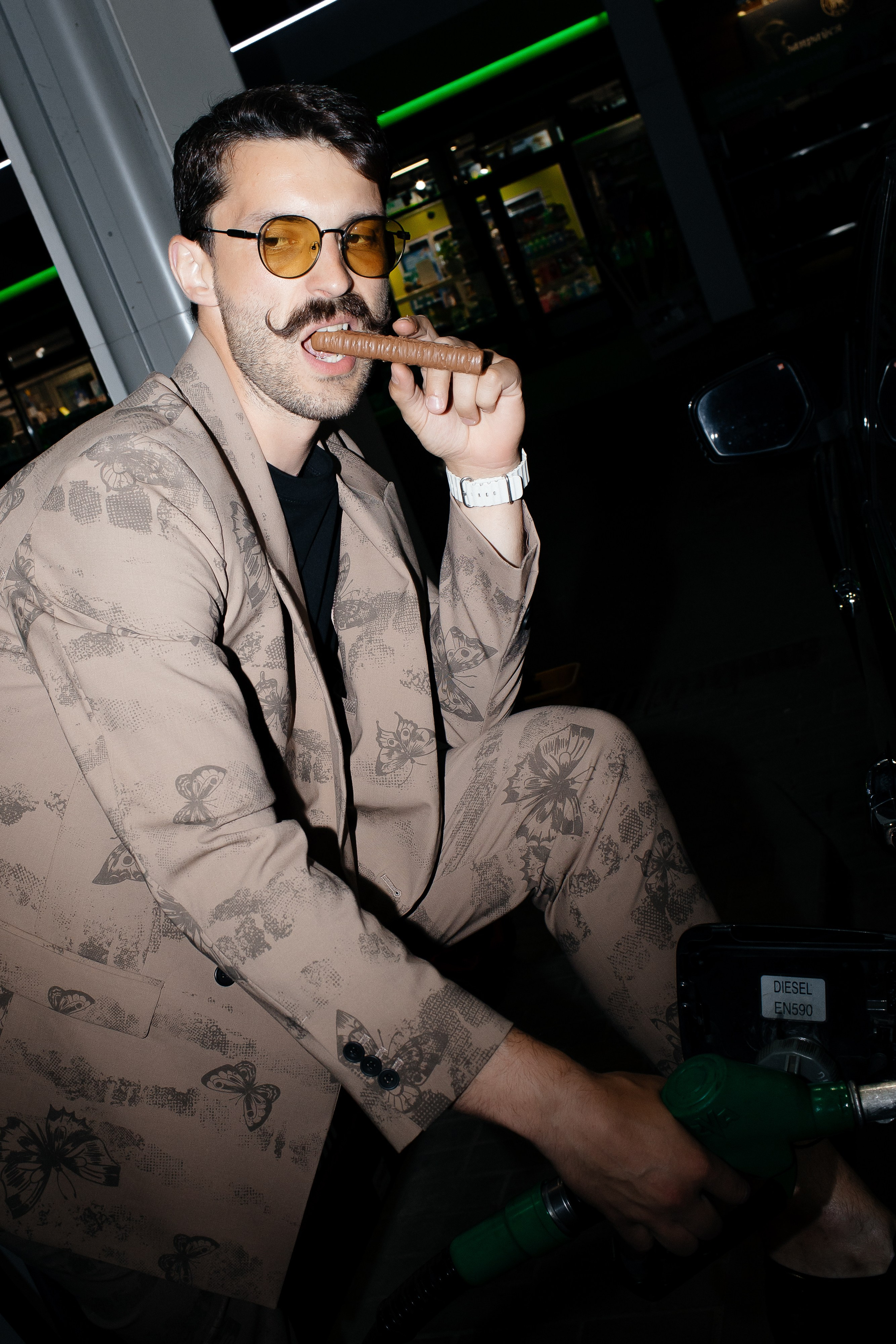 Михаил Гришечкин. Контент-съёмка на заправке. Сергеев Алексей. Фотограф