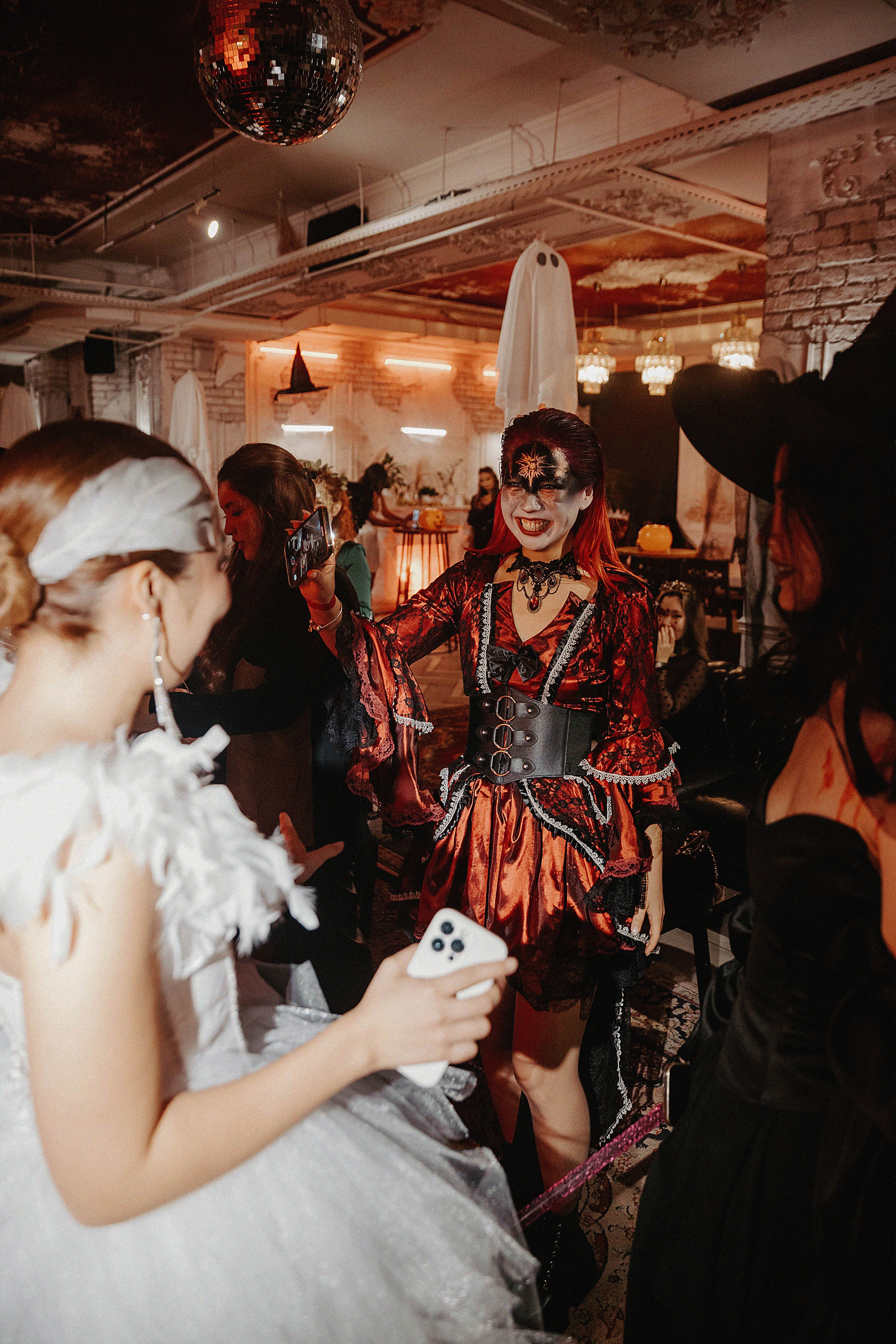 Halloween party by KiingSarah. Свадебный, семейный и портретный фотограф в Алматы, Костанай