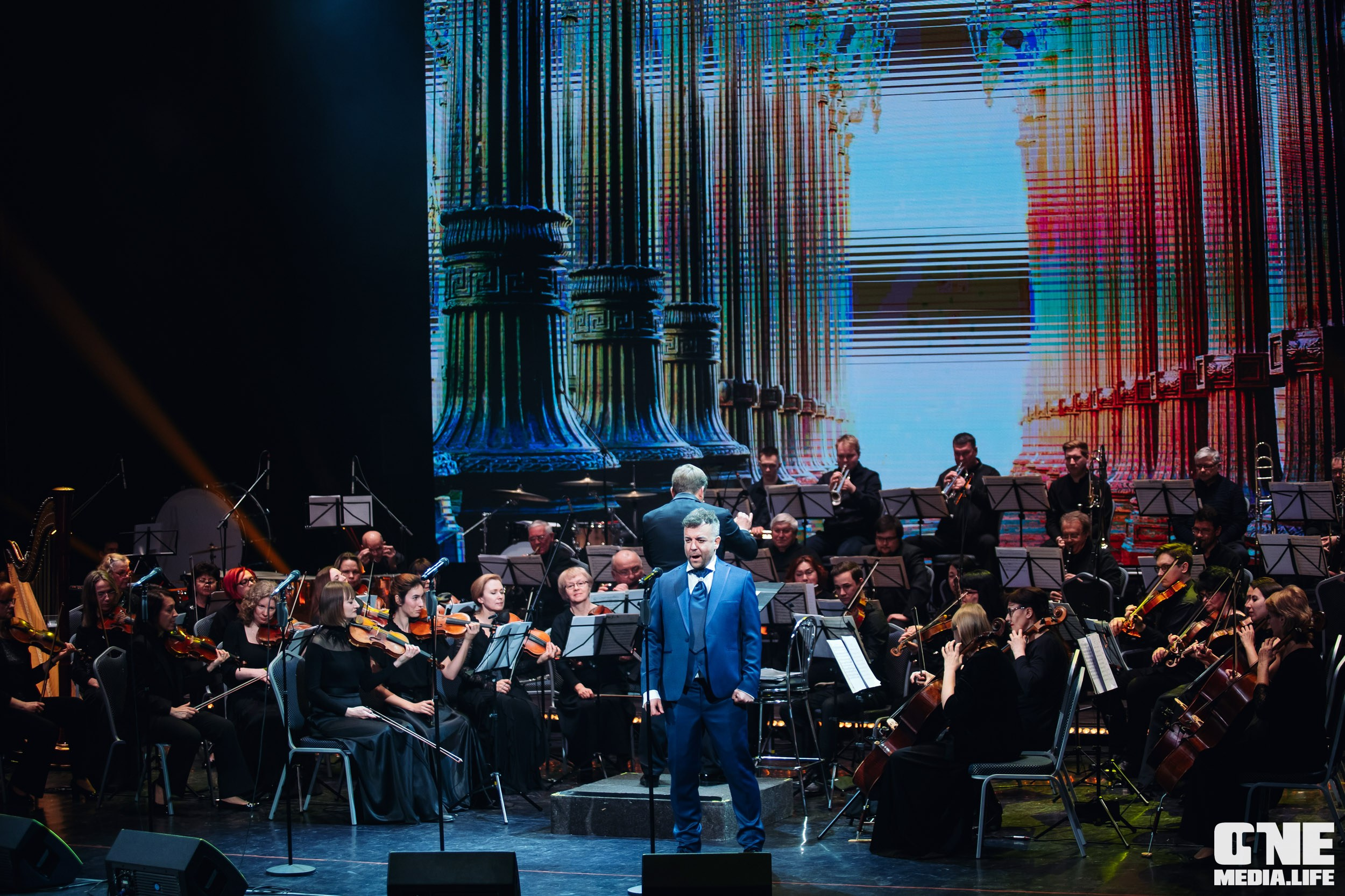 Концерт 8 марта в Янтарь холл. One Media Life: фоторепортажи, фотоотчеты с мероприятий и заведений