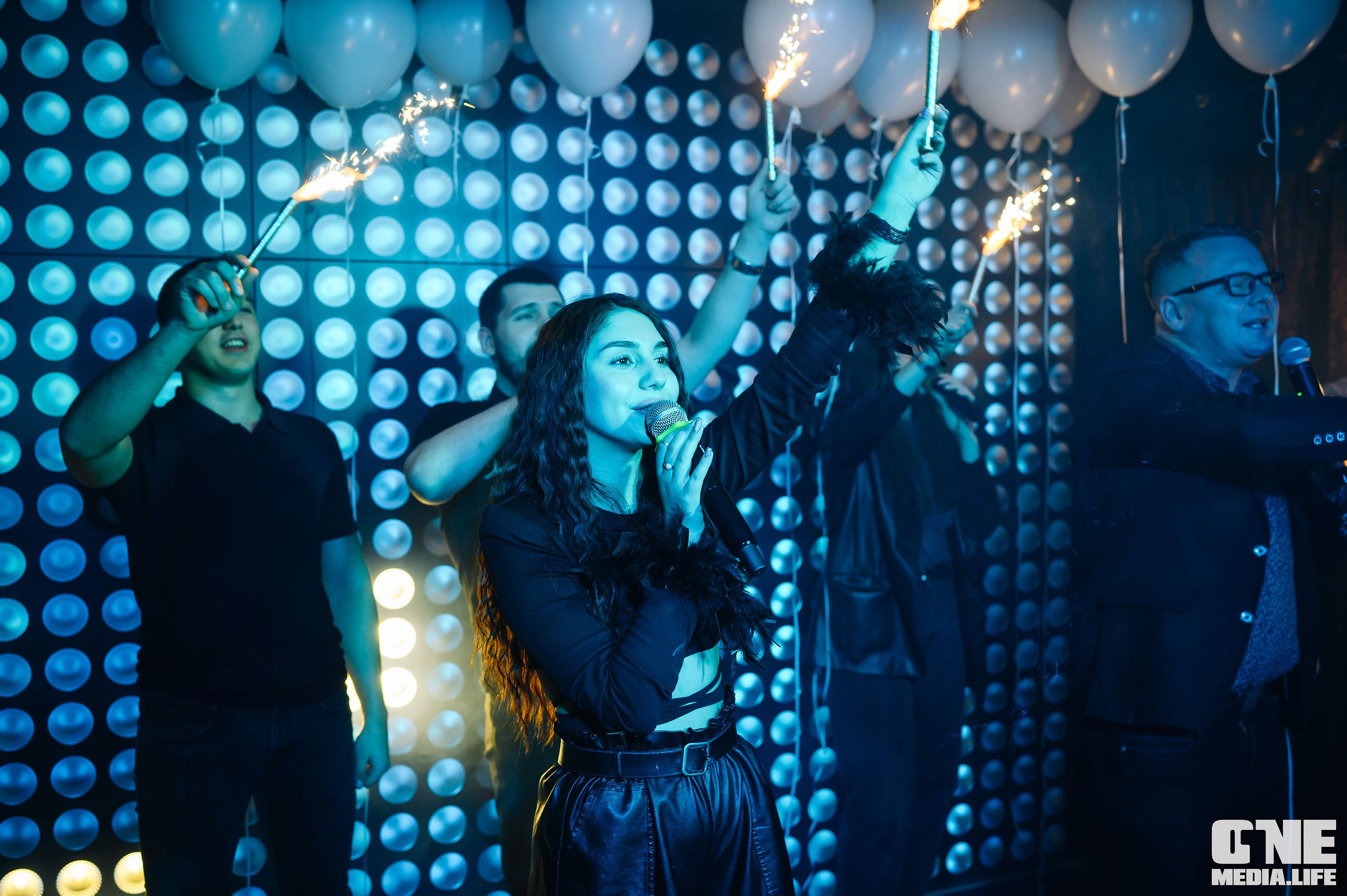 Старый Новый Год в Эйфории. One Media Life: фоторепортажи, фотоотчеты с мероприятий и заведений