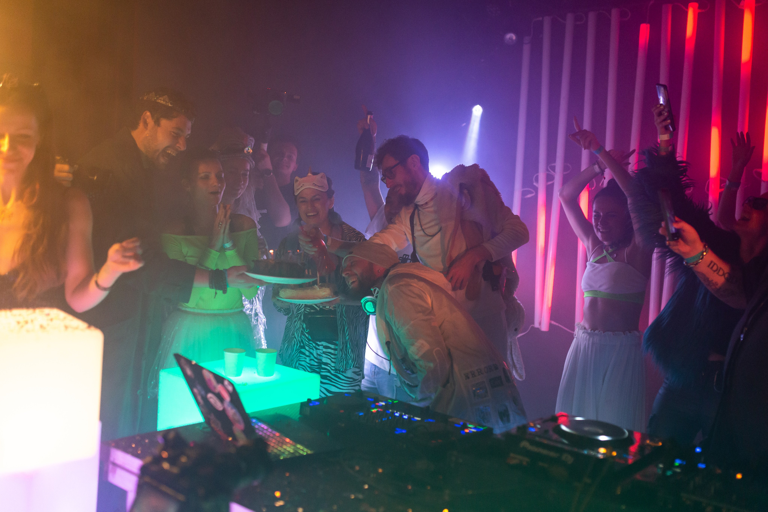 ВАМ И НЕ СНИЛОСЬ. Свадебный фотограф в Москве и Подмосковье Виктор Одинцов