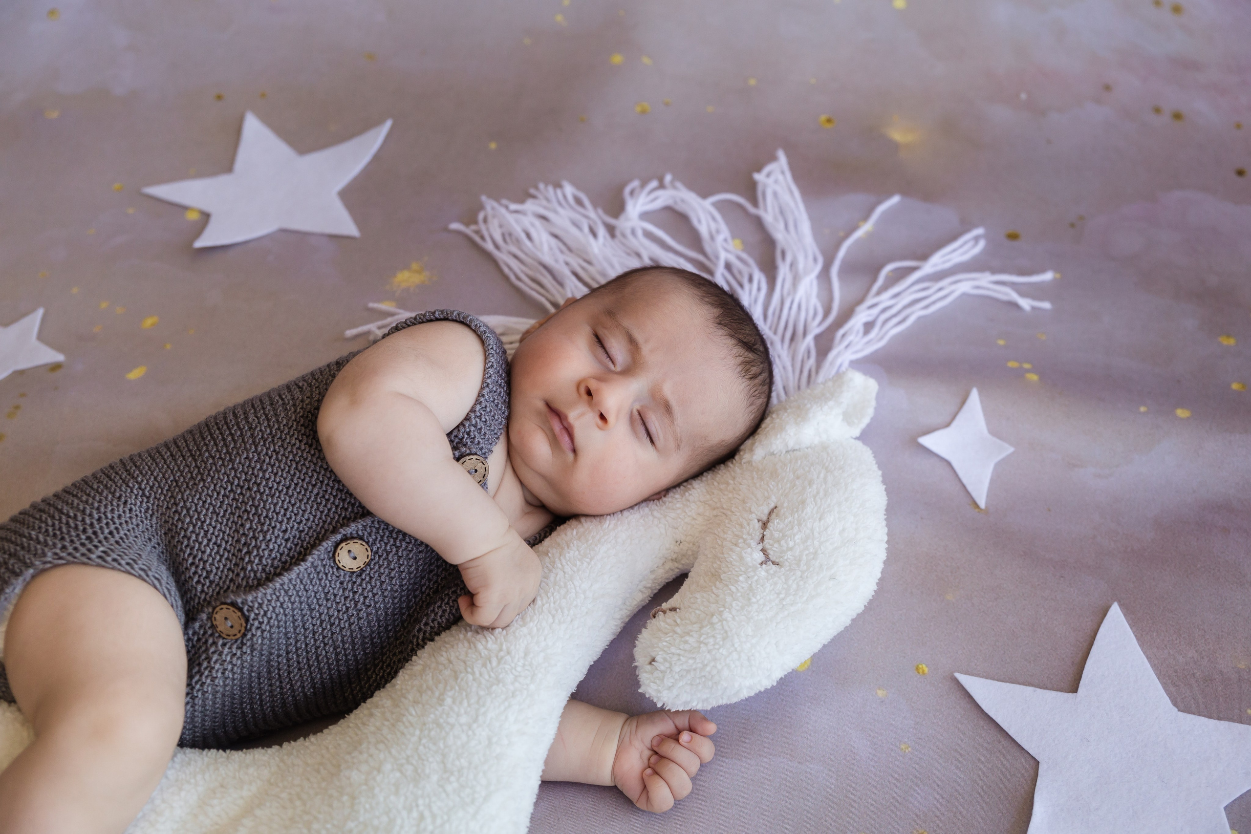 Newborn photoshooting. Professional family and children’s photographer in Izmir Irina Eron