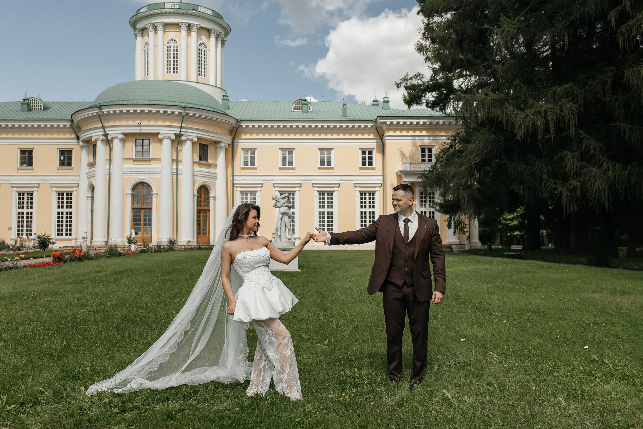 Свадебная фотосессия в усадьбе Архангельское