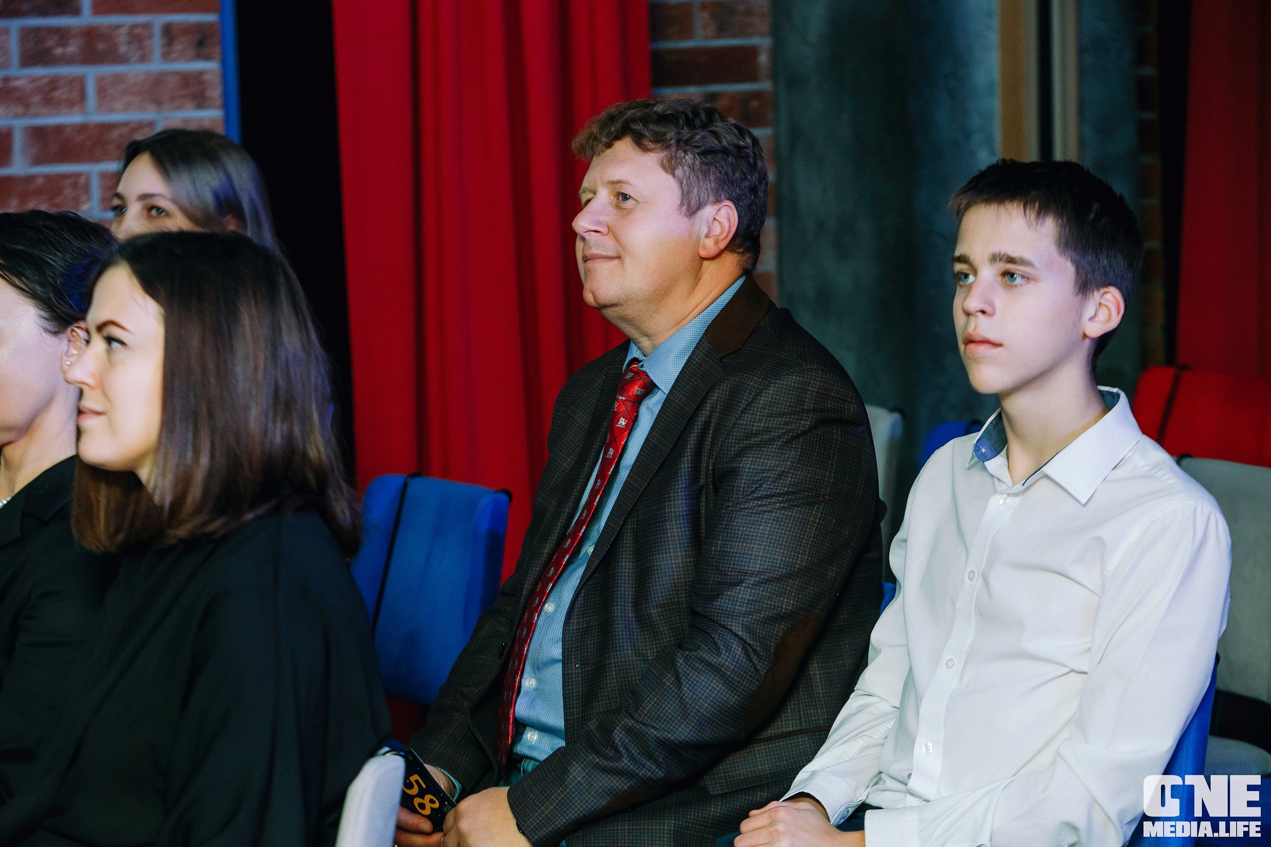 Новогодний Огонёк от Верю в Чудо. One Media Life: фоторепортажи, фотоотчеты с мероприятий и заведений