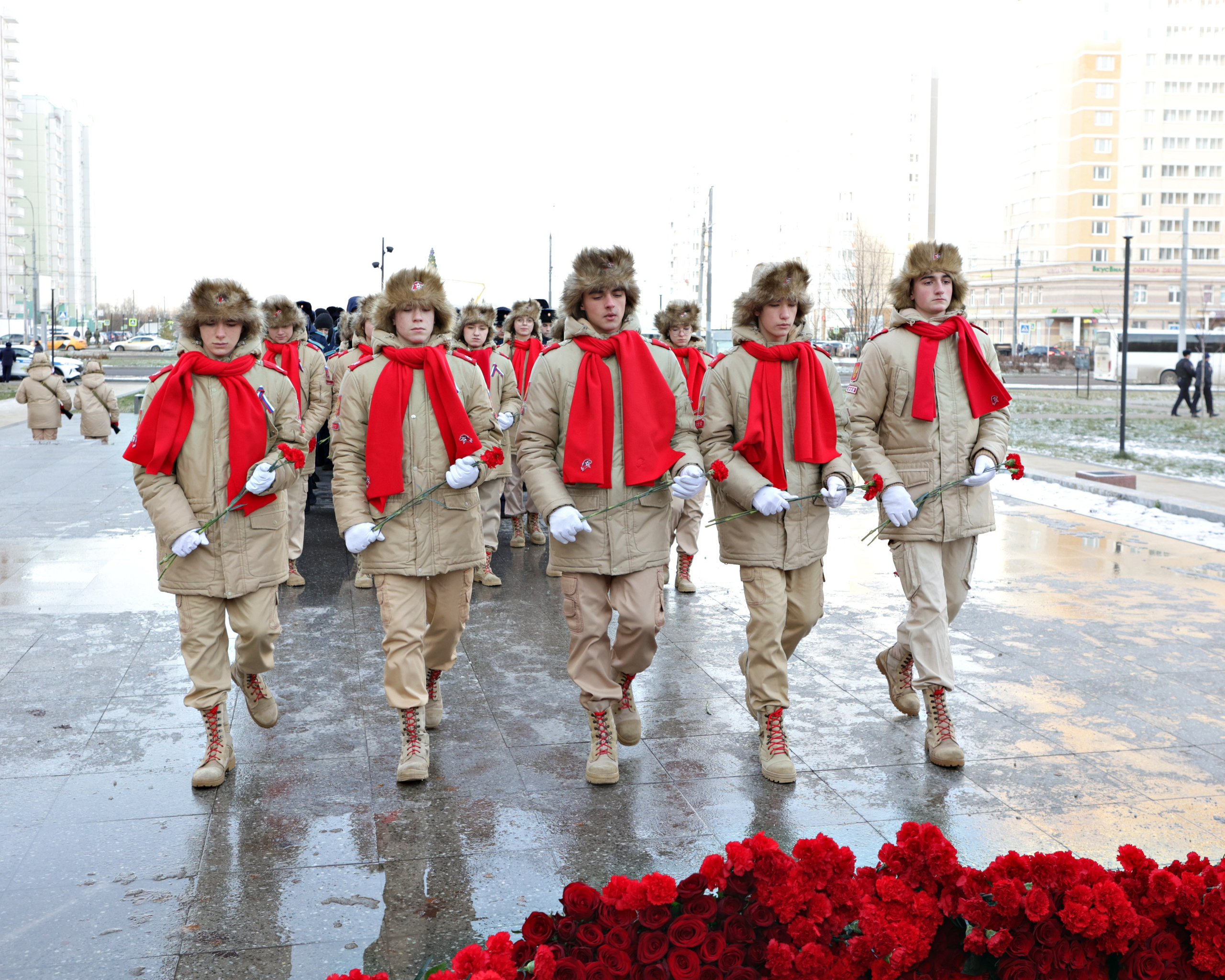 День воинской славы России в г. Подольск. Выпускные альбомы и школьный фотограф в Подольске, Троицке, Щербинке, Москве и Московской области
