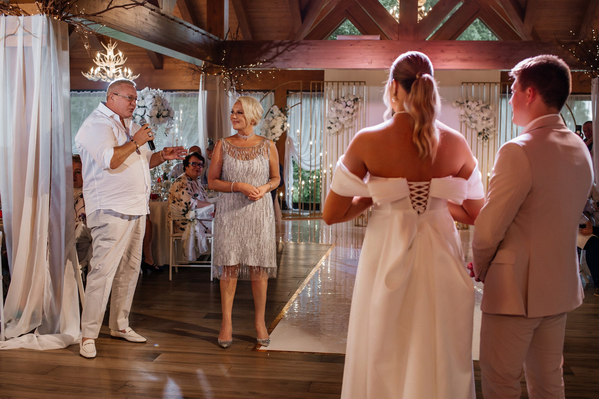 Свадебная фотосъемка Малые Карелы Архангельск Новотель. Свадебный фотограф в Архангельске и Северодвинске