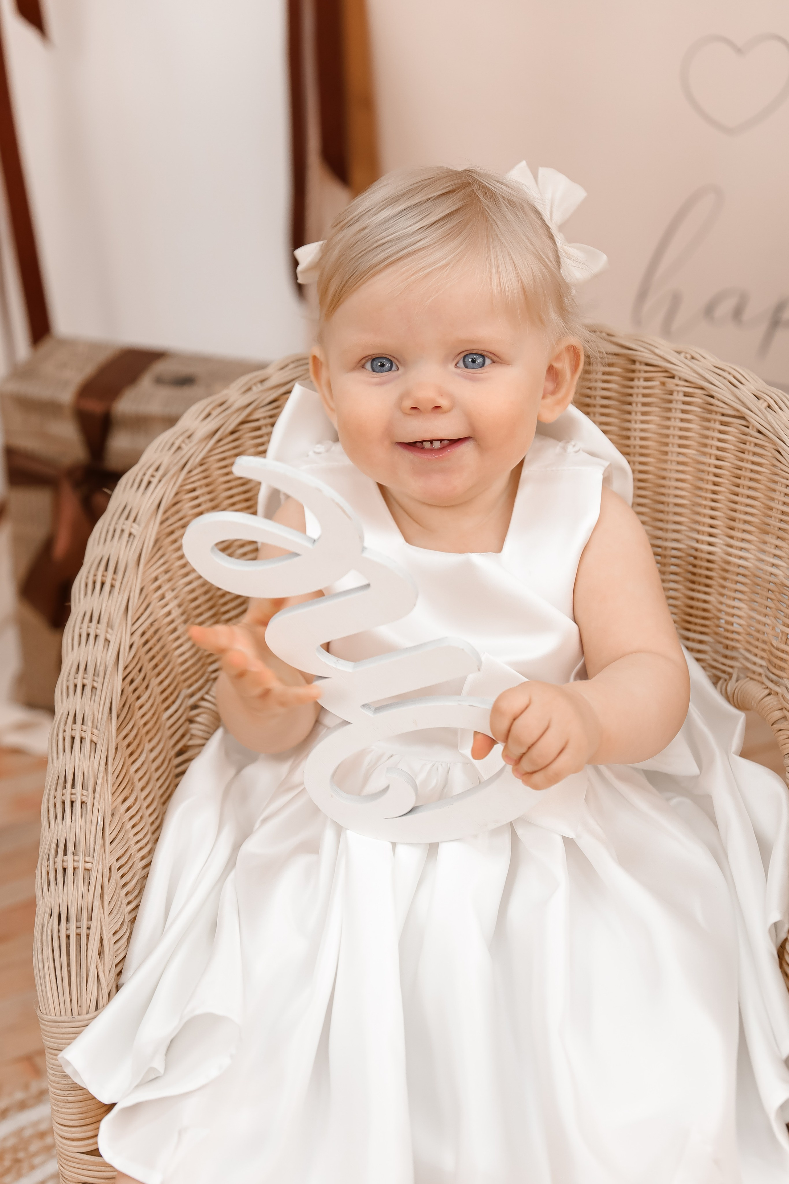 Детский и Семейный фотограф в Санкт-Петербурге. Детская Фотостудия «FAMILY STORY»