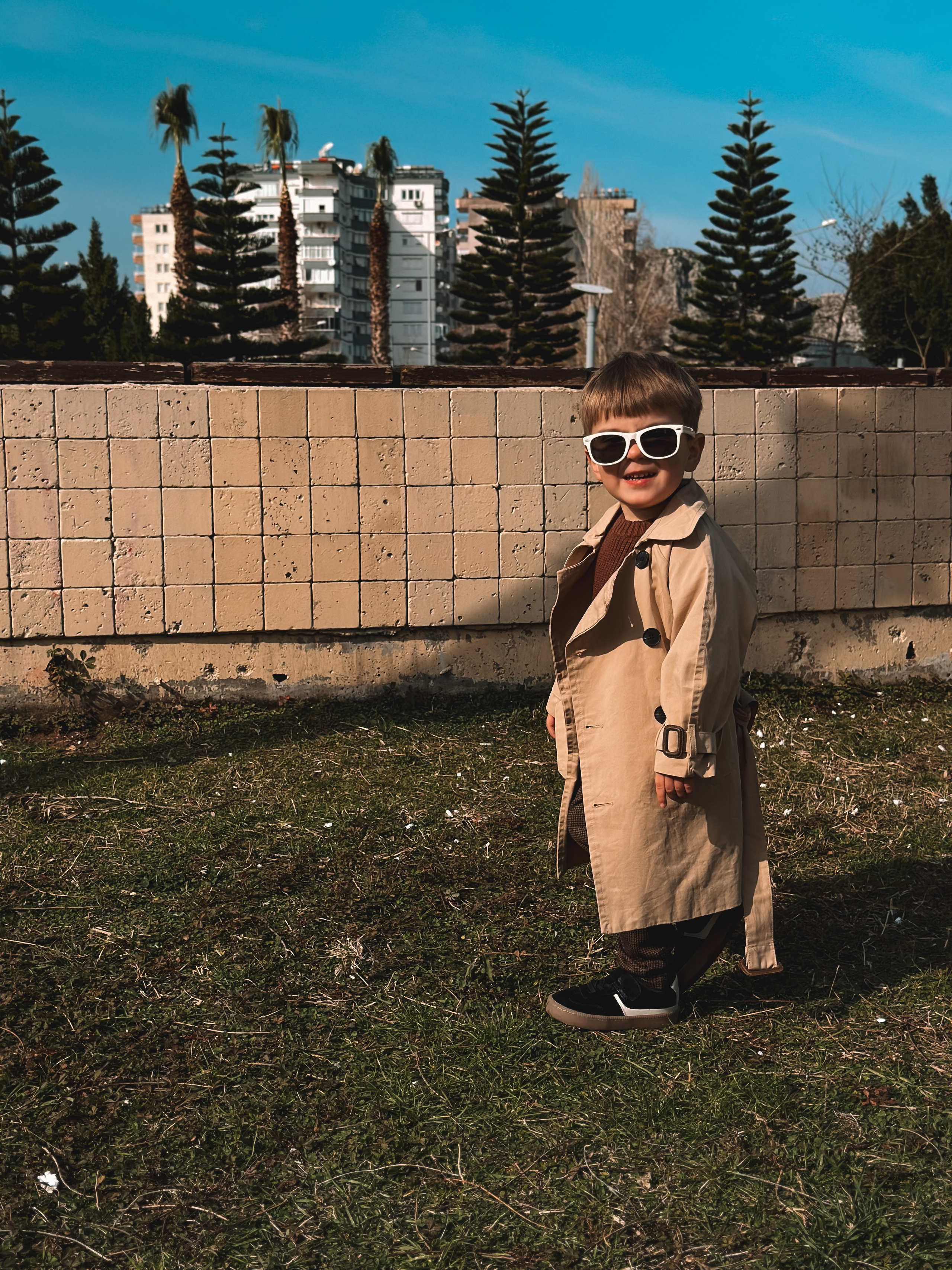 Модель для предметной съемки мальчик Радэль Казань| Sale Easy