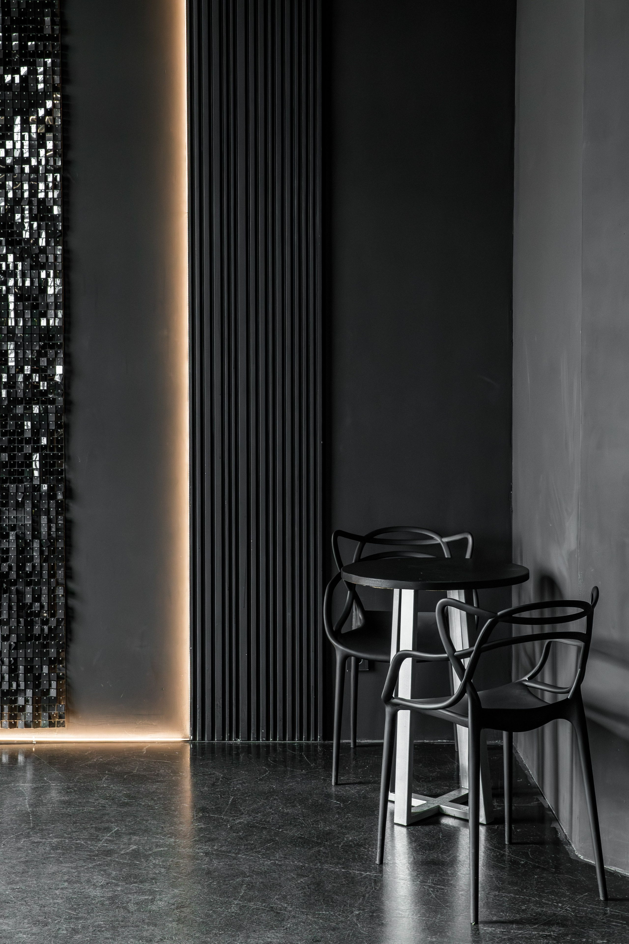 Mr. Black (лето). Аренда лофта в СПб для мероприятий