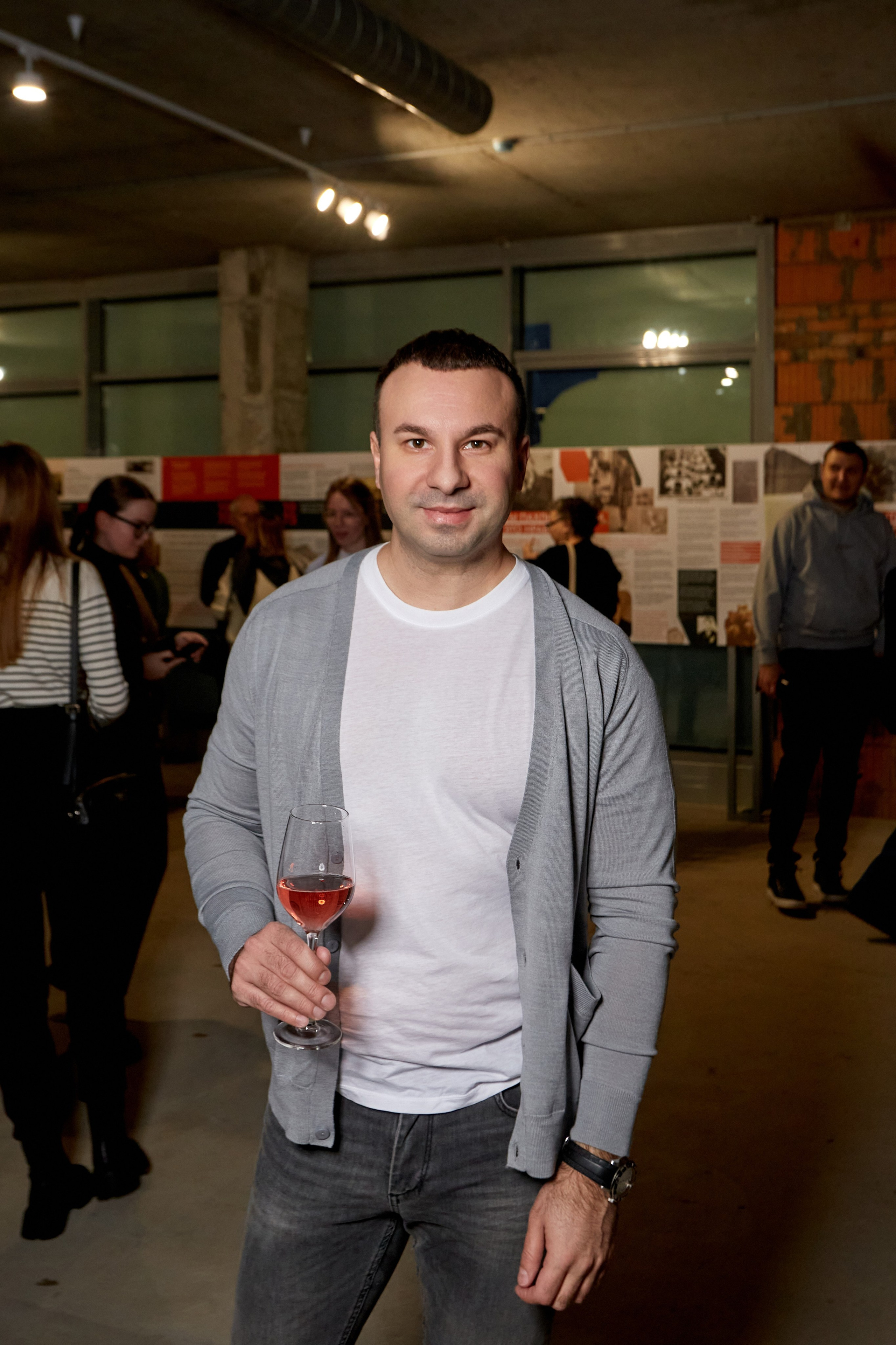 АРОМАТЫ АВАНГАРДА в ZИМ ГАЛЕРЕЕ. DENISOV ART (фото, видео, дизайн) САМАРА