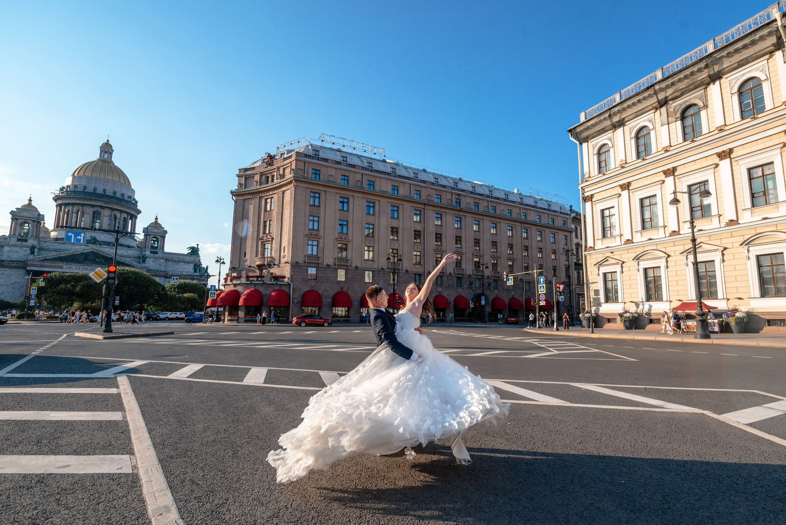 Зажигательная и динамичная свадебная фотосессия Анастасии и Максима. Портретный, семейный и свадебный фотограф в Санкт-Петербурге и в Пушкине Ширяев Денис