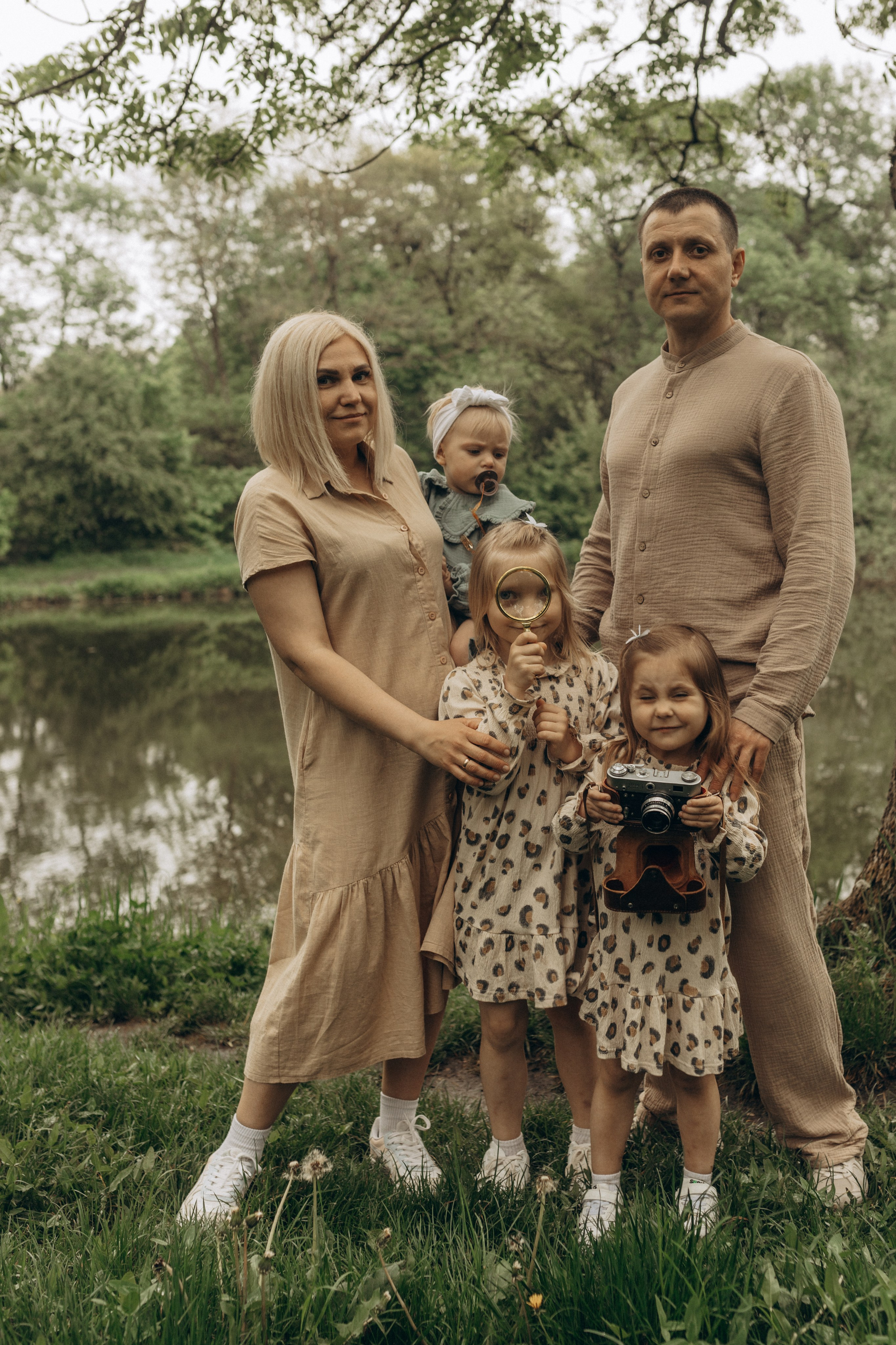 Семейная фотосессия под дождем с прекрасной семьёй. Фотограф в Ставрополе Svetlana Matveeva