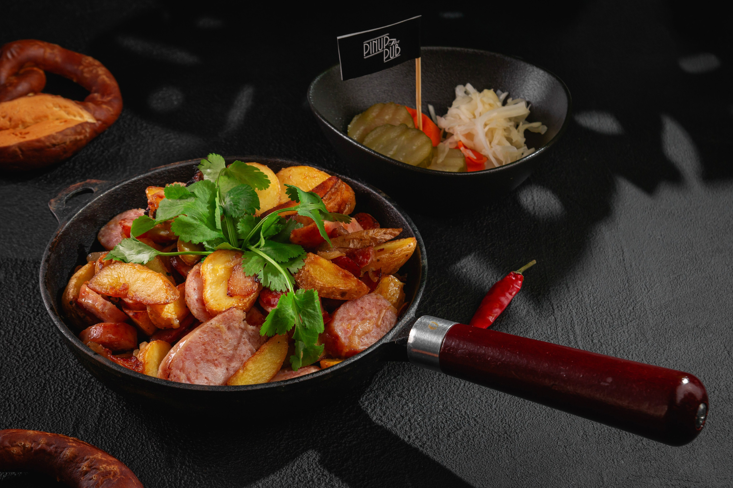 Съемка новинок меню для «PinUp Pub» г. Саратов. Фуд фотограф Саратов | Фото еды для меню, сайта и доставки