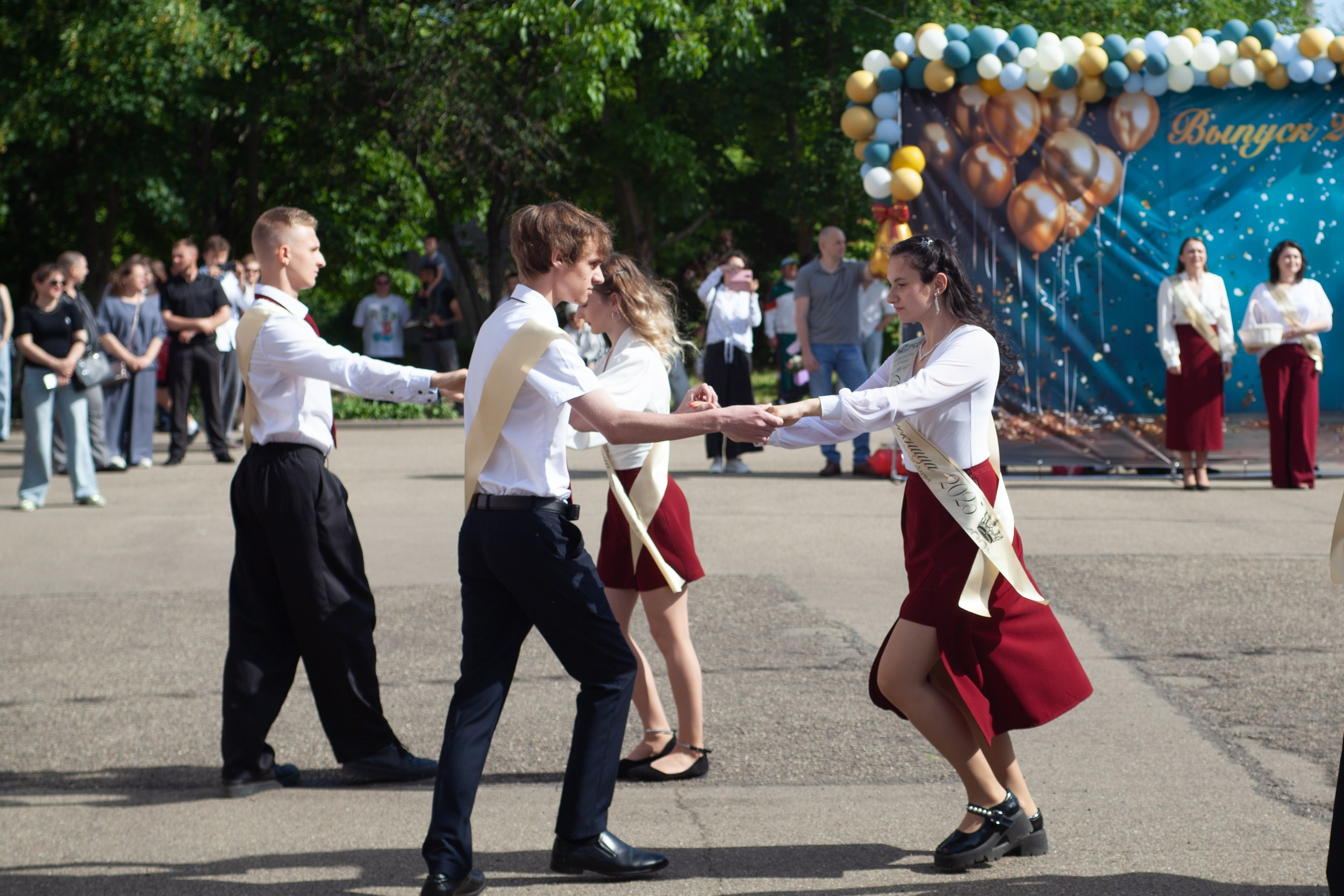 Последний звонок в Десяточке
