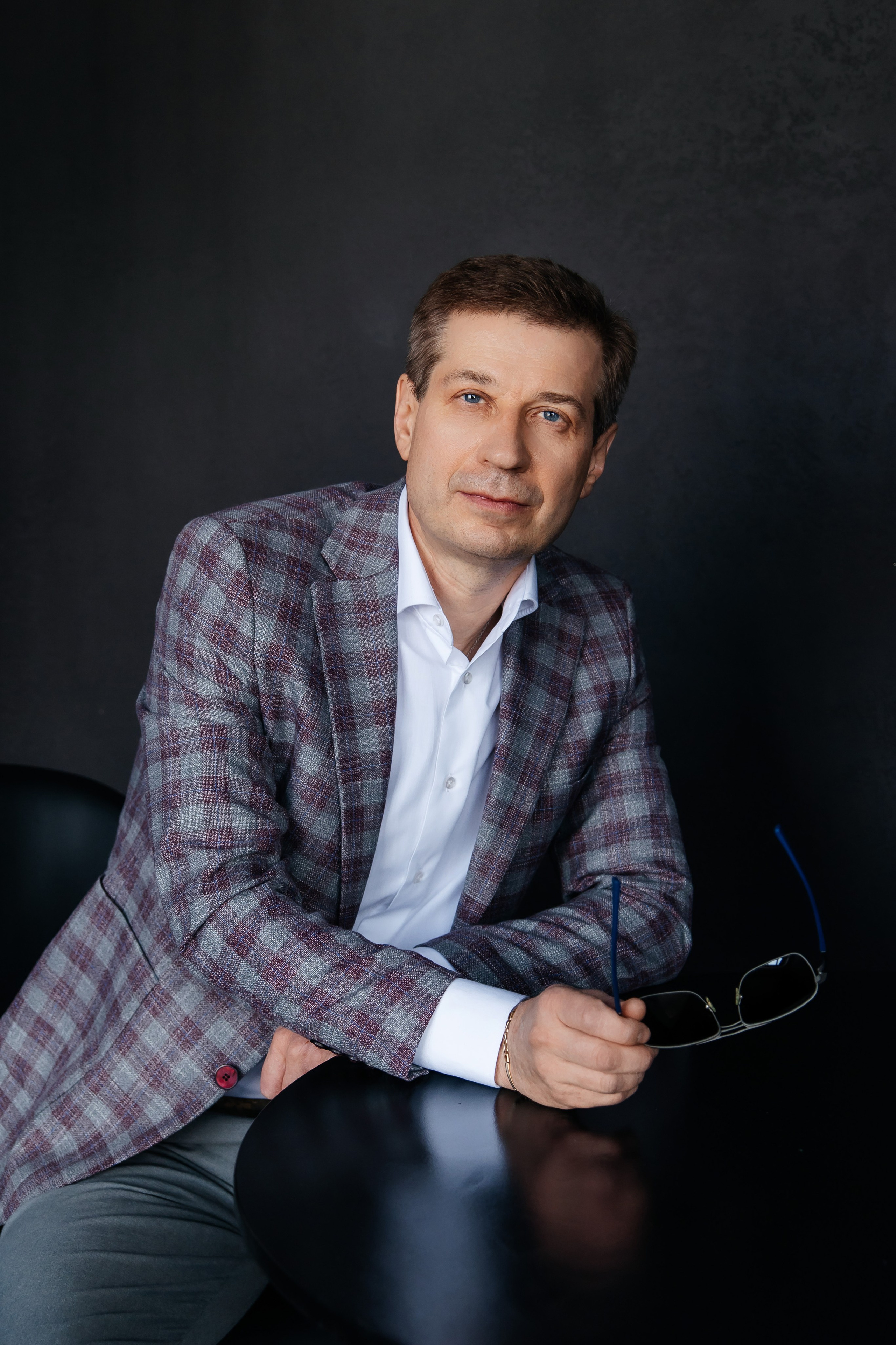 Съёмка для адвокатской конторы. Свадебный, семейный фотограф, контент съёмка. Екатеринбург. Елена Граф