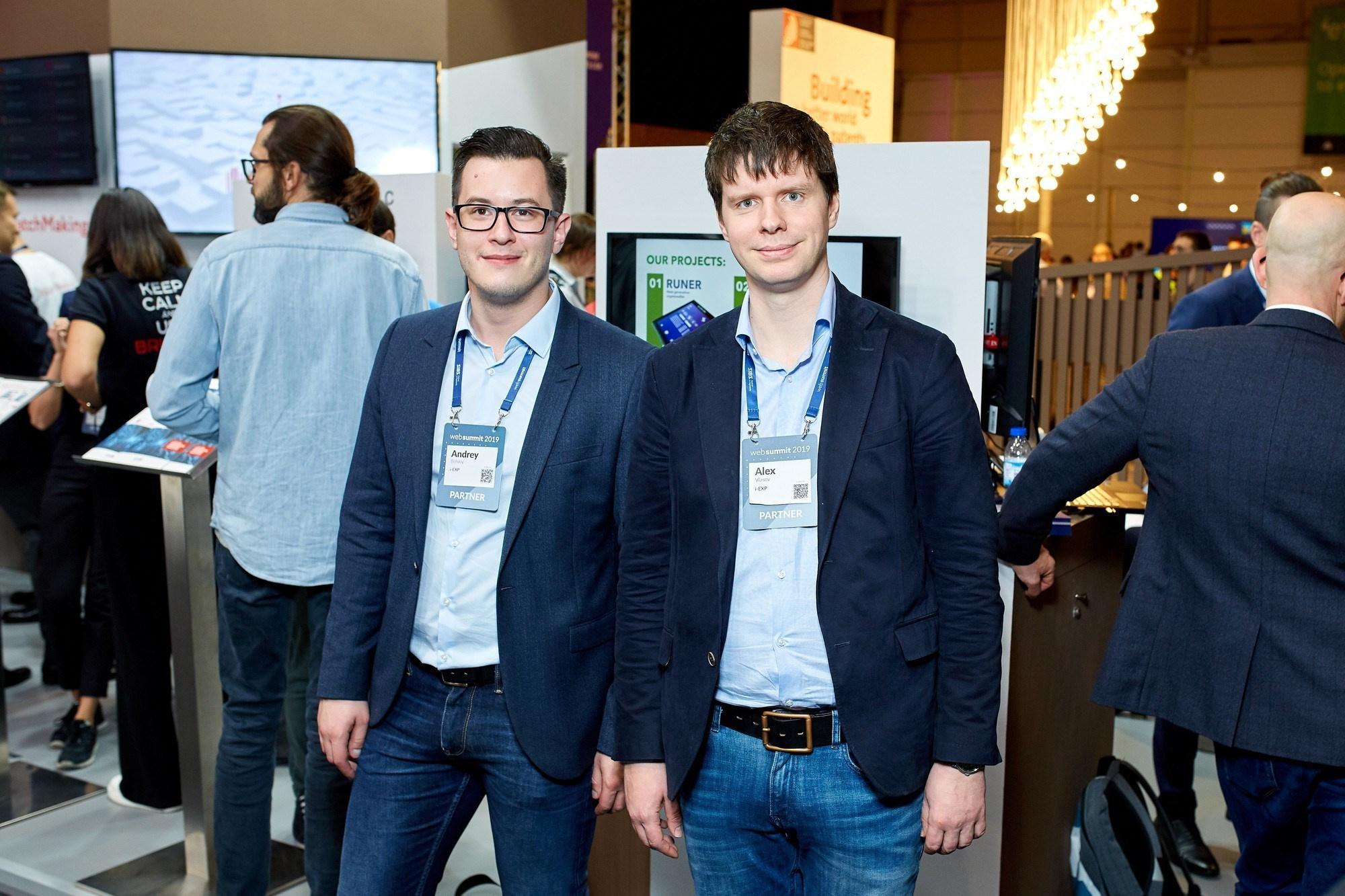 Фотограф на выставку в Москве, заказать услуги профессиональной фотосъёмки — Цены и стоимость услуг фотографа на съёмку выставки