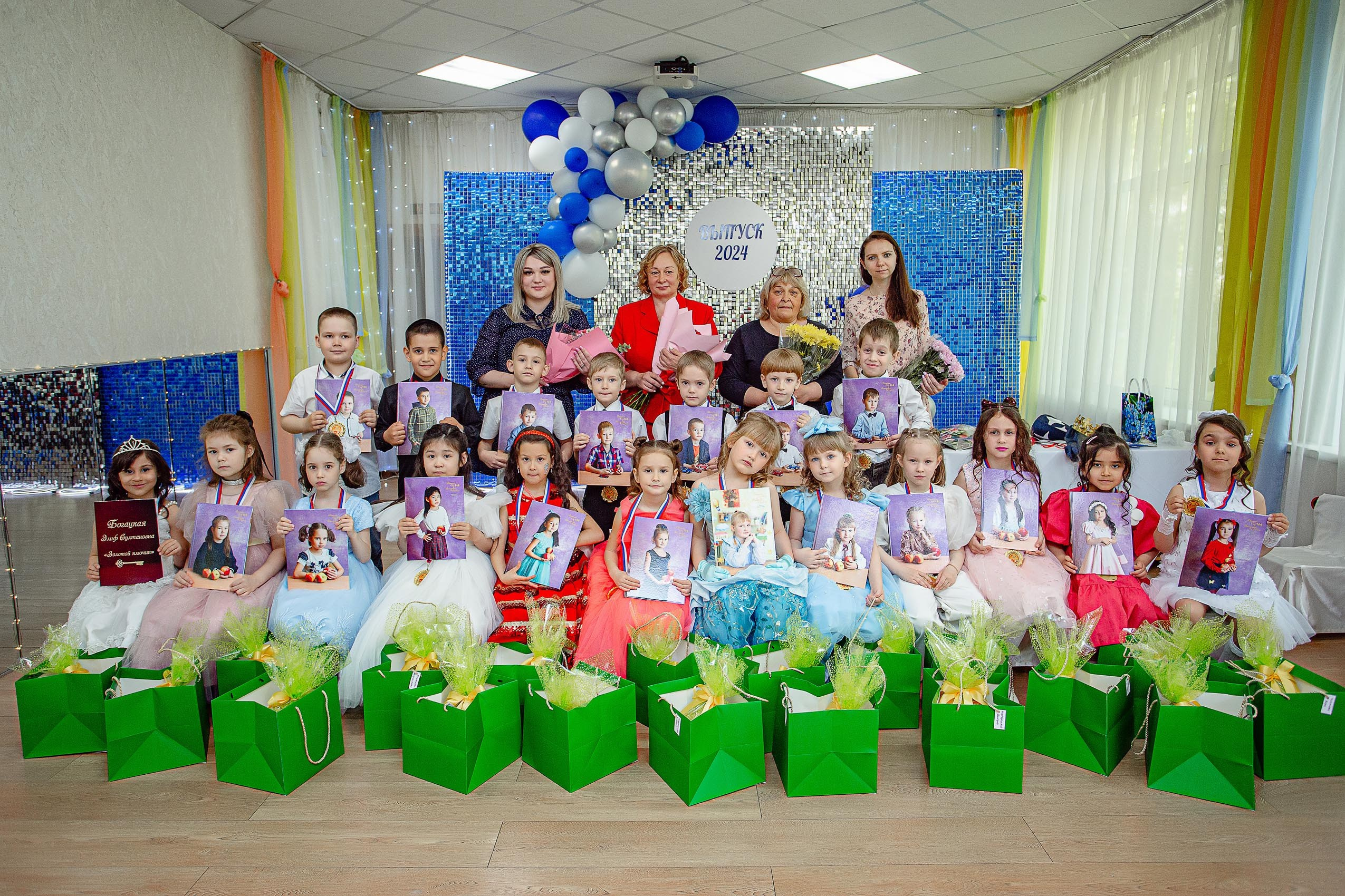 24.5.24 Выпускной Веснянка. Владивосток семейный фотограф Александр Степанов