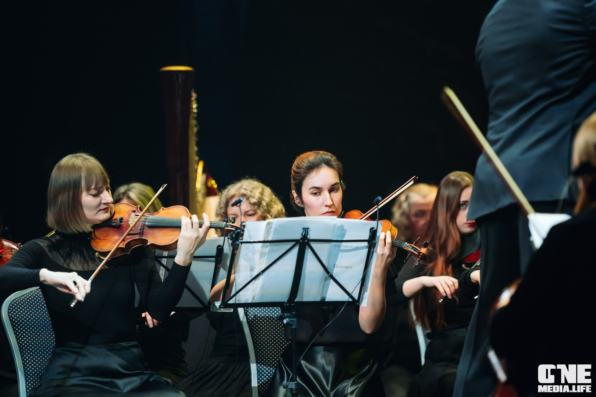 Концерт 8 марта в Янтарь холл. One Media Life: фоторепортажи, фотоотчеты с мероприятий и заведений