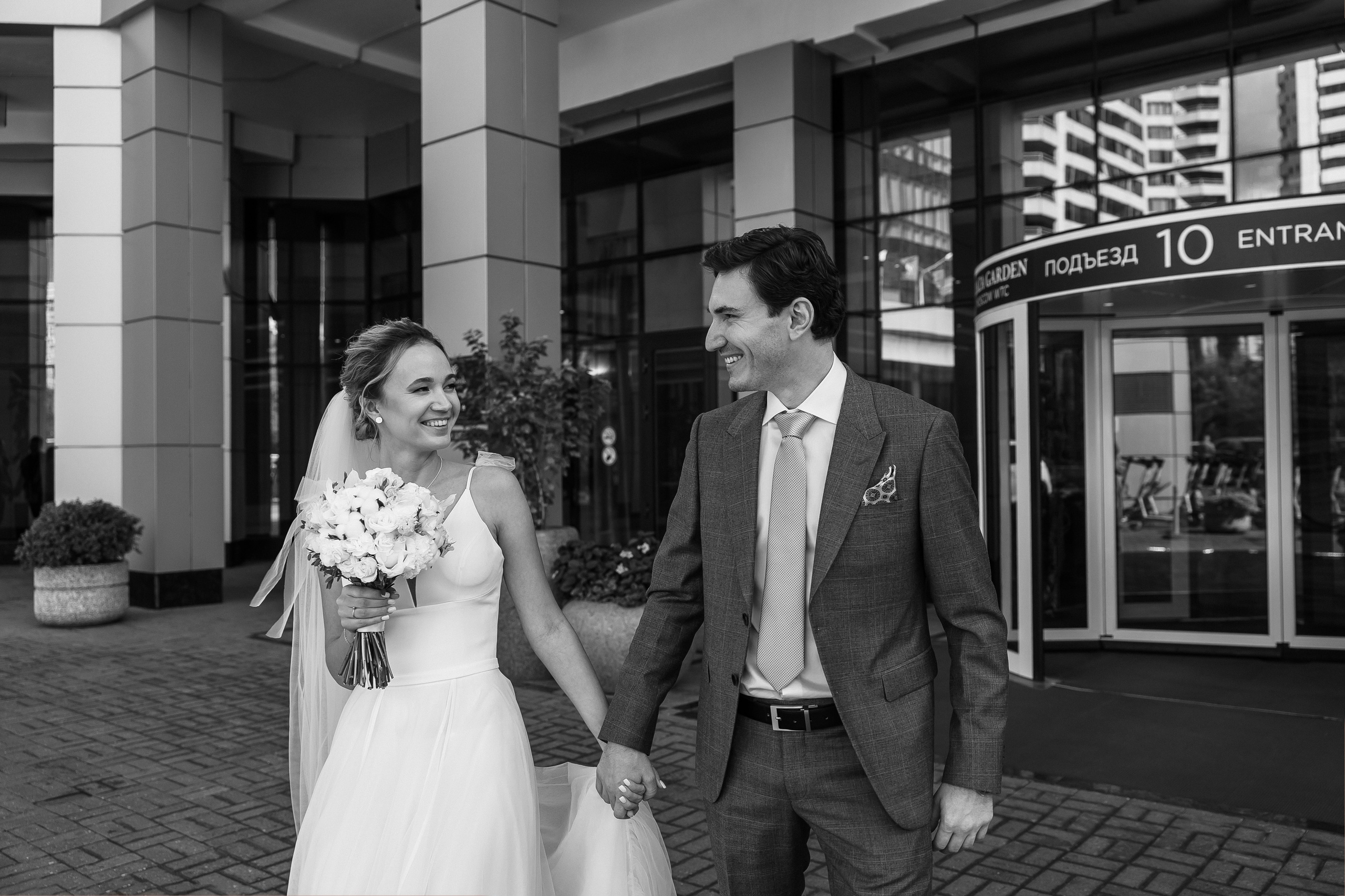 Самые красивые отели Москвы для свадебной фотосессии. Свадебный фотограф в Москве Дарья Олендарёва