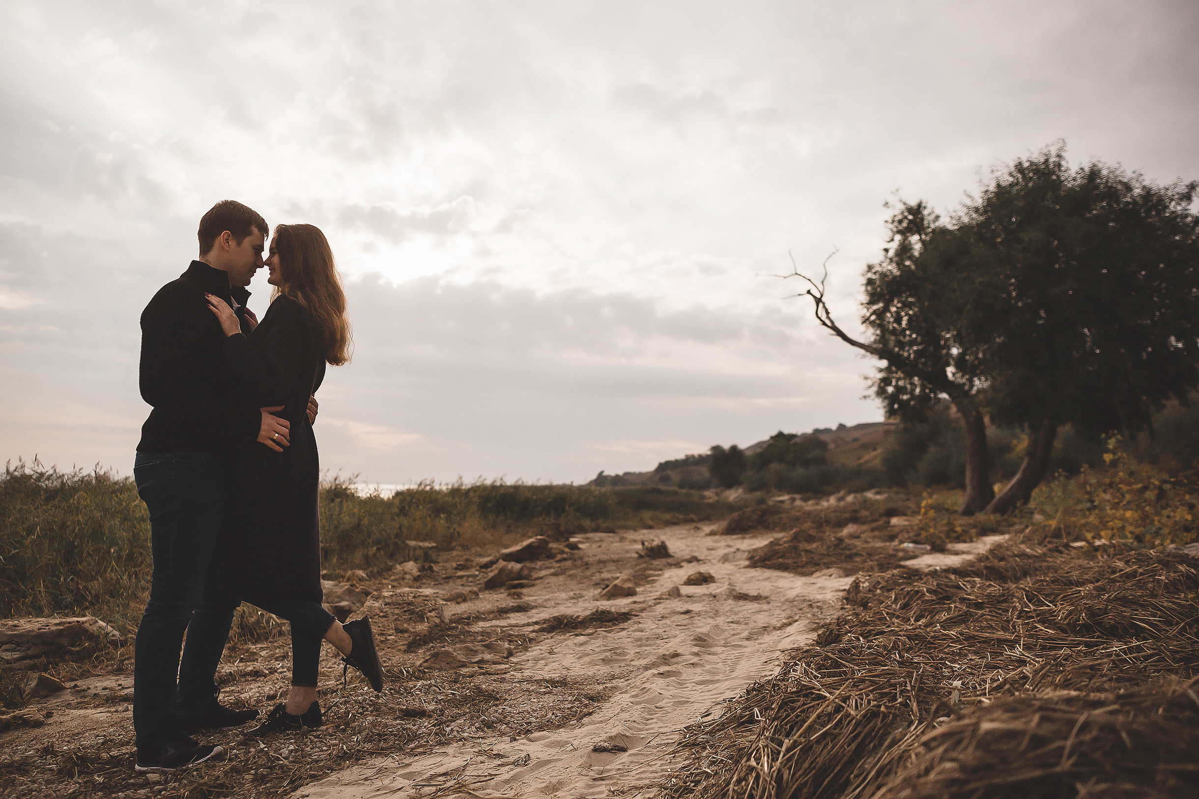 Предсвадебная прогулка Александра и Анастасии. Свадебный и семейный фотограф Владимир Карамышев