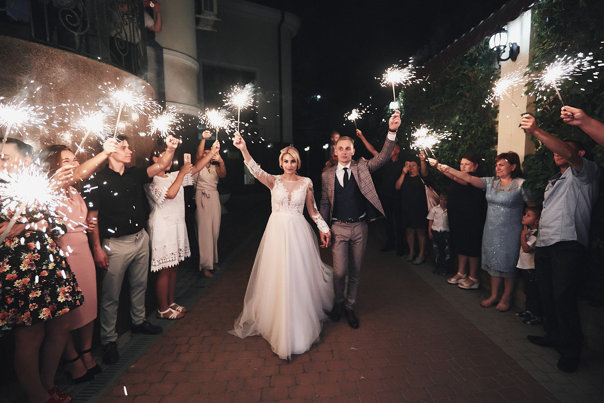 Анонс со свадьбы Ивана и Елены. Свадебный и семейный фотограф Владимир Карамышев