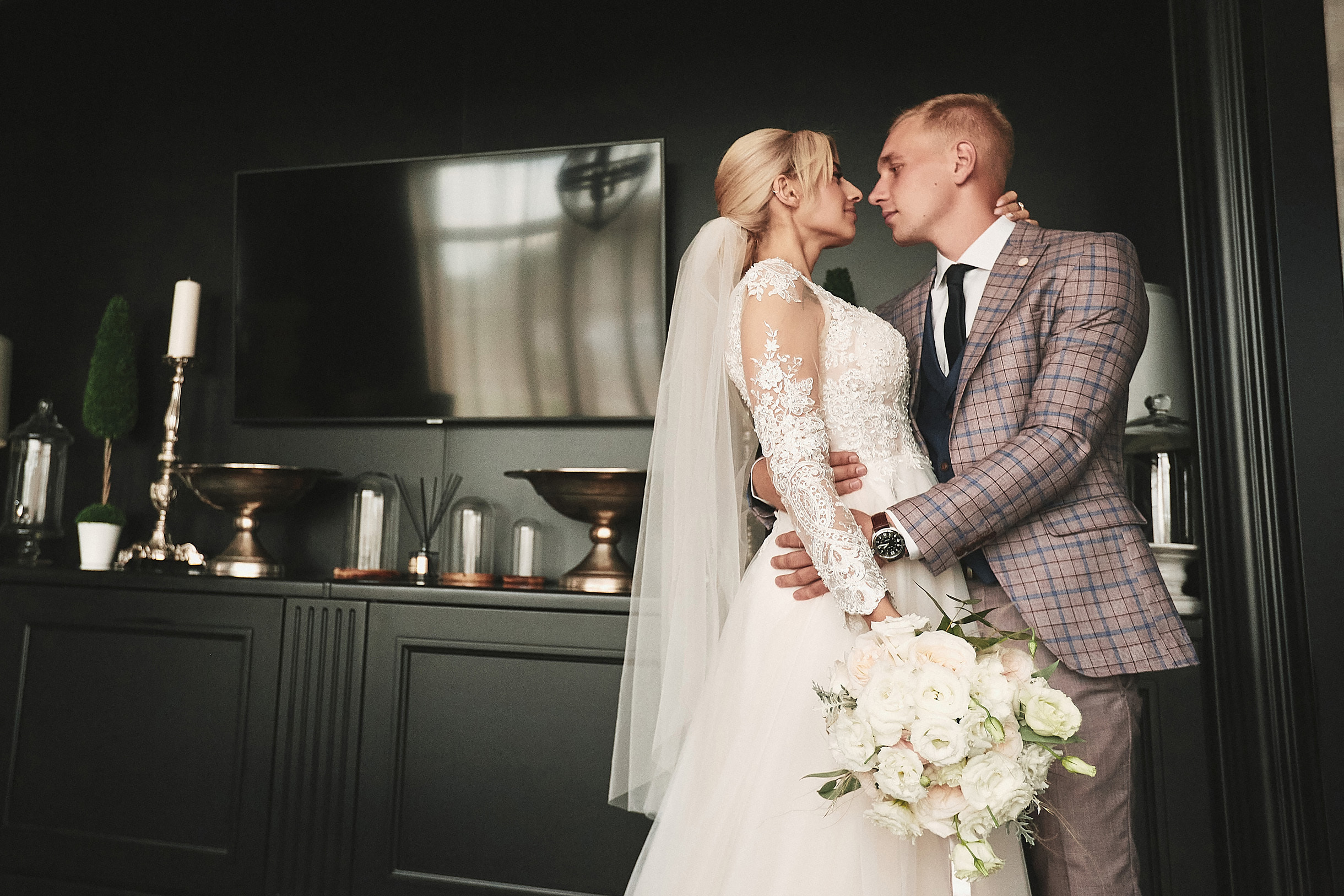 Анонс со свадьбы Ивана и Елены. Свадебный и семейный фотограф Владимир Карамышев