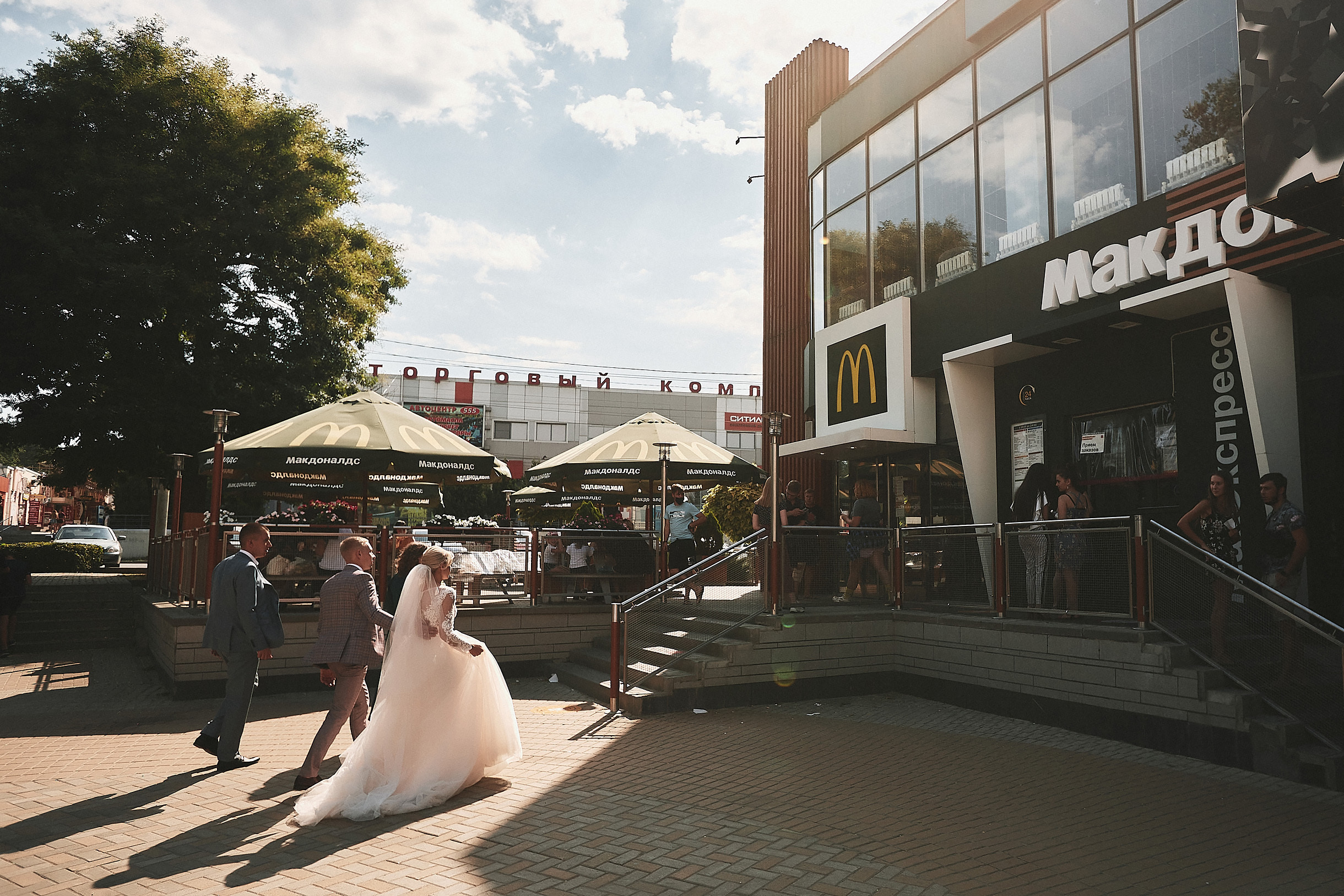 Анонс со свадьбы Ивана и Елены. Свадебный и семейный фотограф Владимир Карамышев