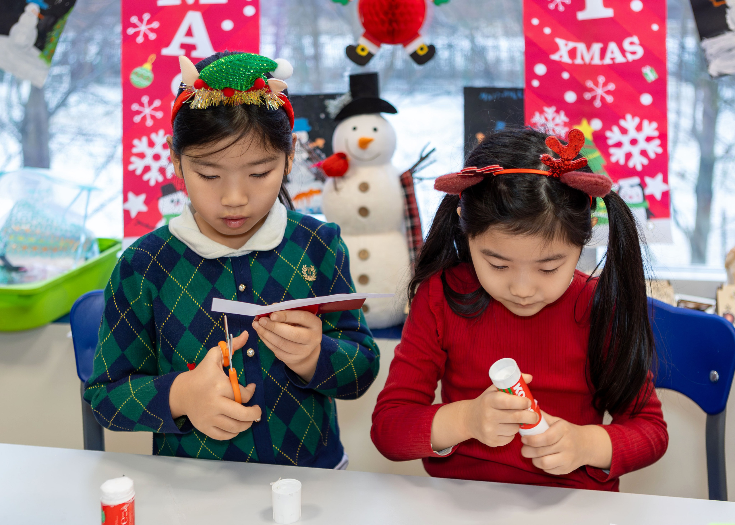 Christmas Celebration at The International School of Moscow. Школьный фотограф и выпускные альбомы | SHKOLBook