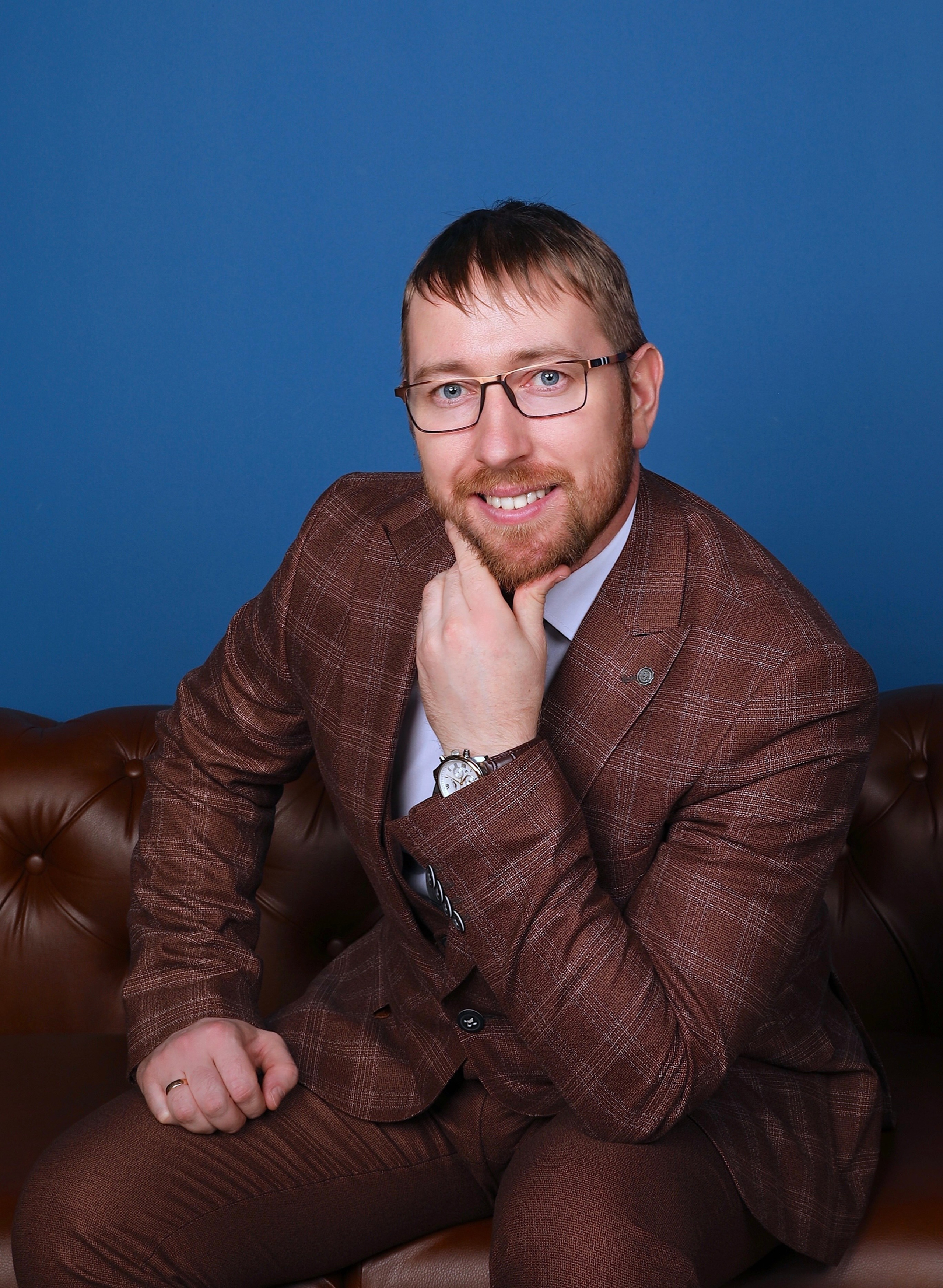 Привет, меня зовут Vikki фотограф с опытом более 7 лет