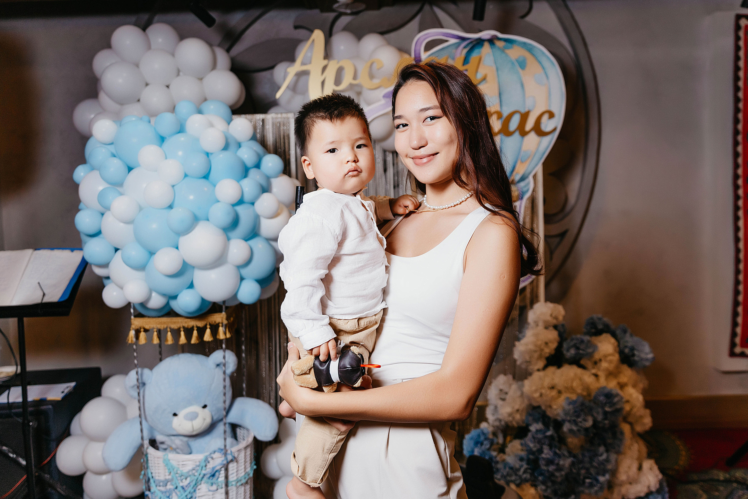 1 Годик Арслана в ресторане Qaimaq. Свадебный, семейный и портретный фотограф в Алматы, Костанай