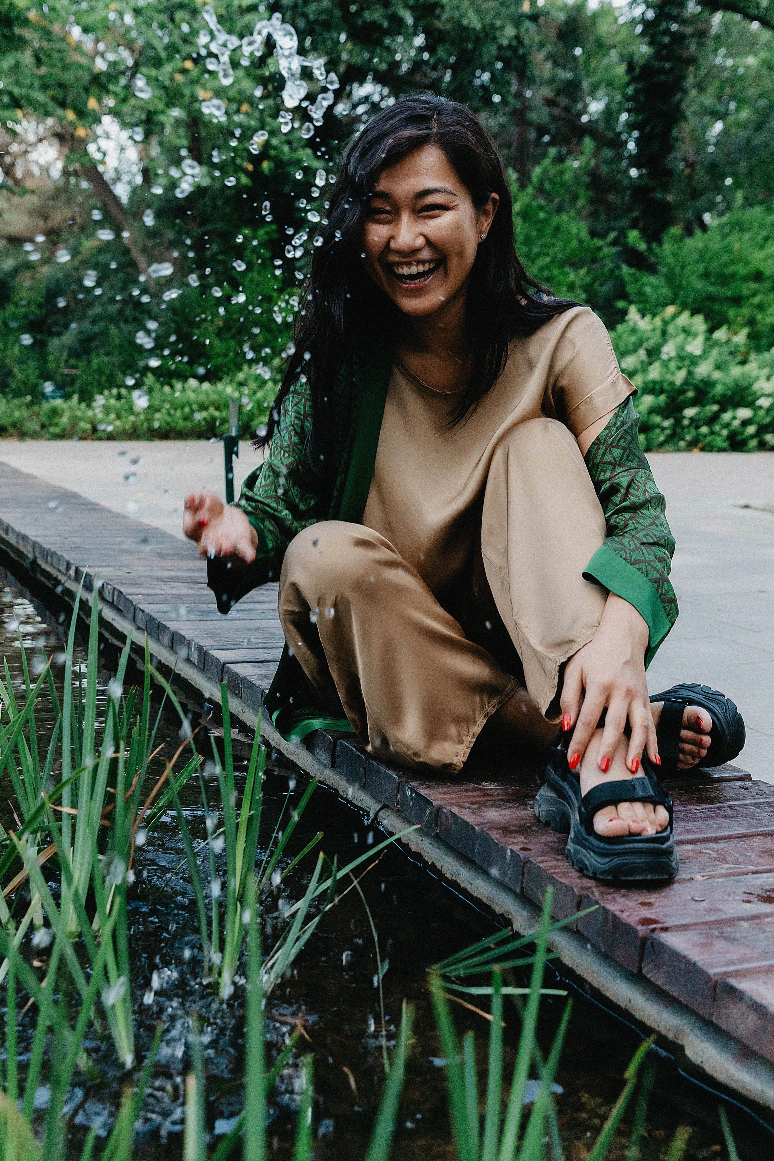 Фотосессия Гульбану в Ботаническом саду. Свадебный, семейный и портретный фотограф в Алматы, Костанай