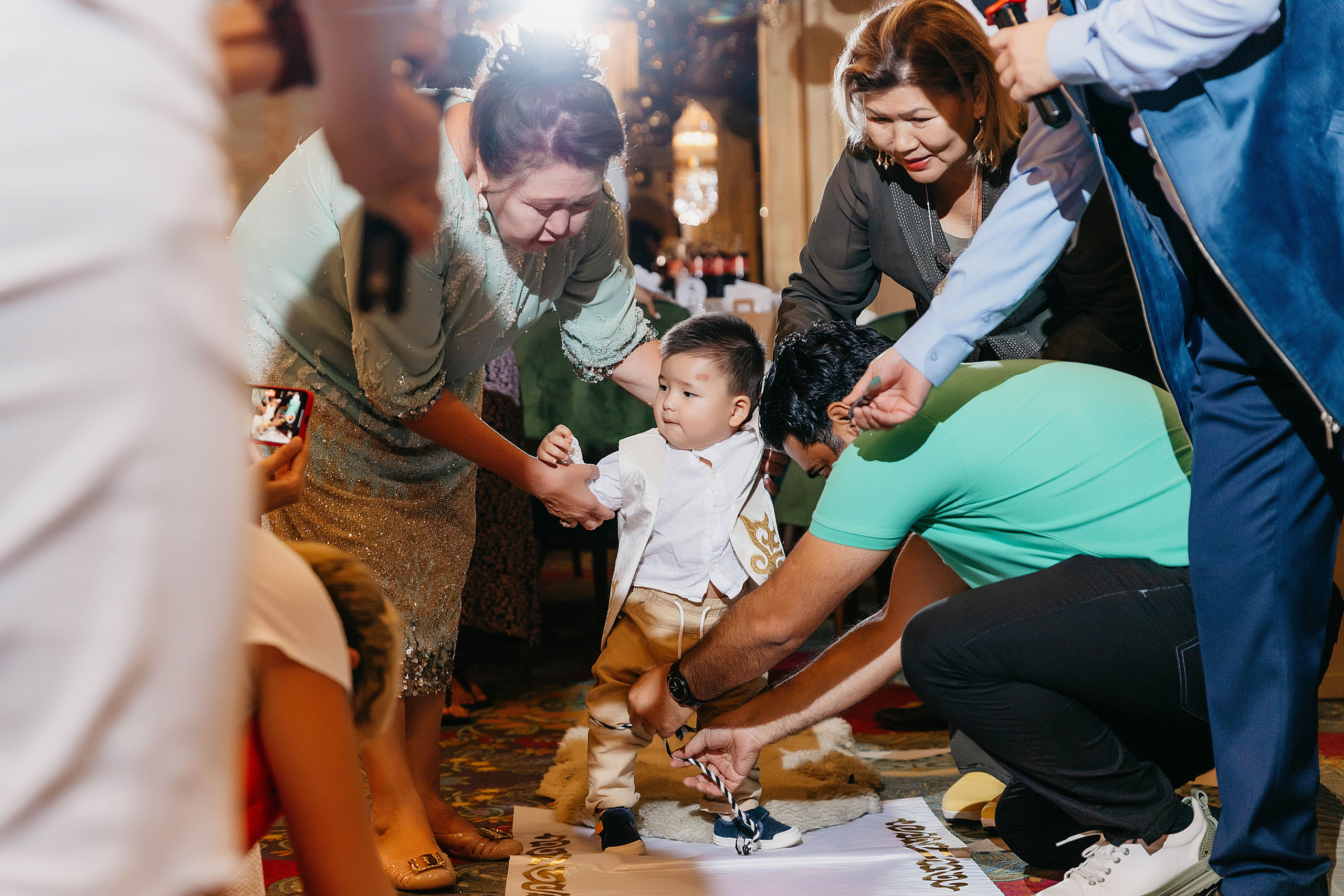 1 Годик Арслана в ресторане Qaimaq. Свадебный, семейный и портретный фотограф в Алматы, Костанай