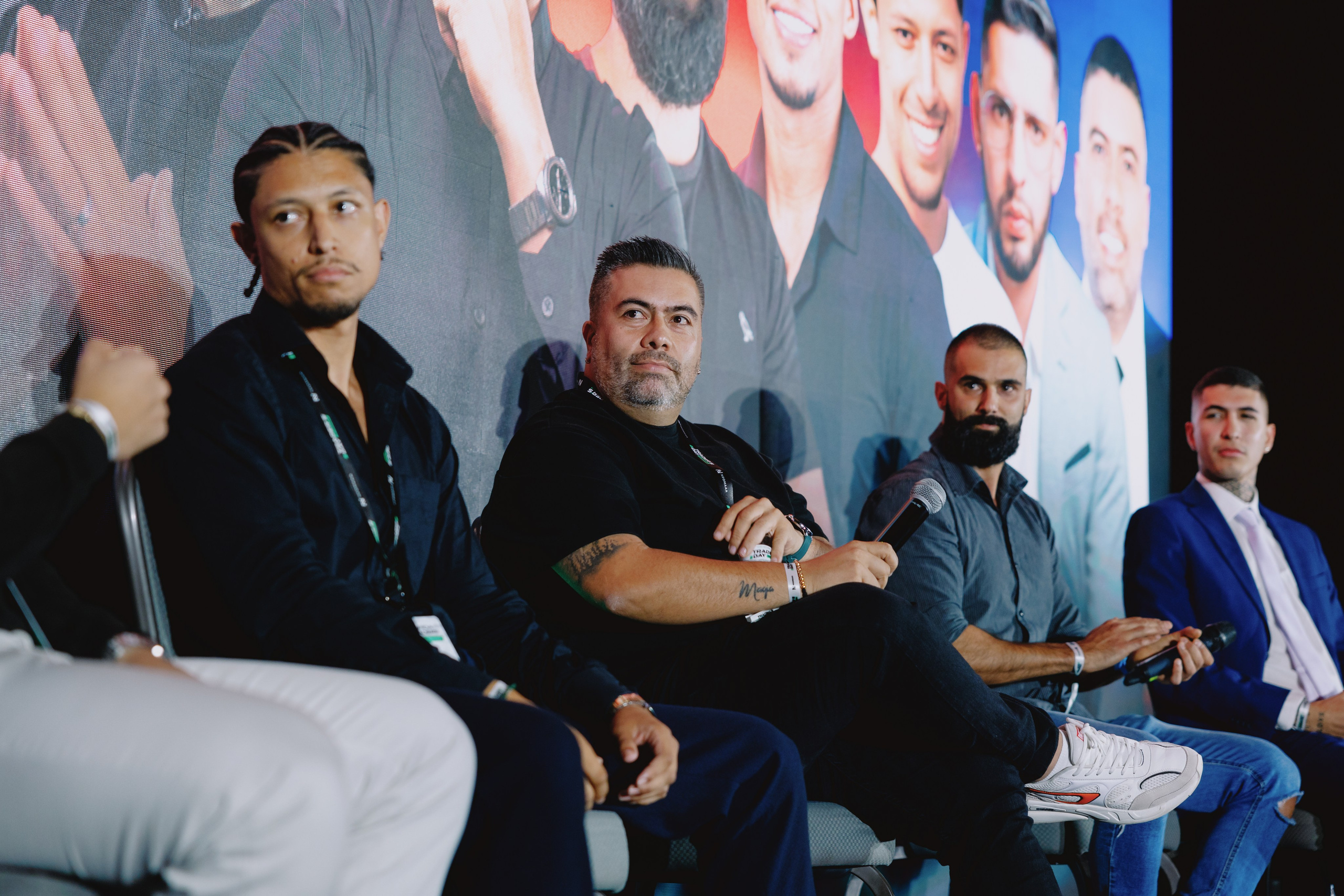 TRADERS DAY By NeomAAA Medellin. NeomAAA Funds Gallery