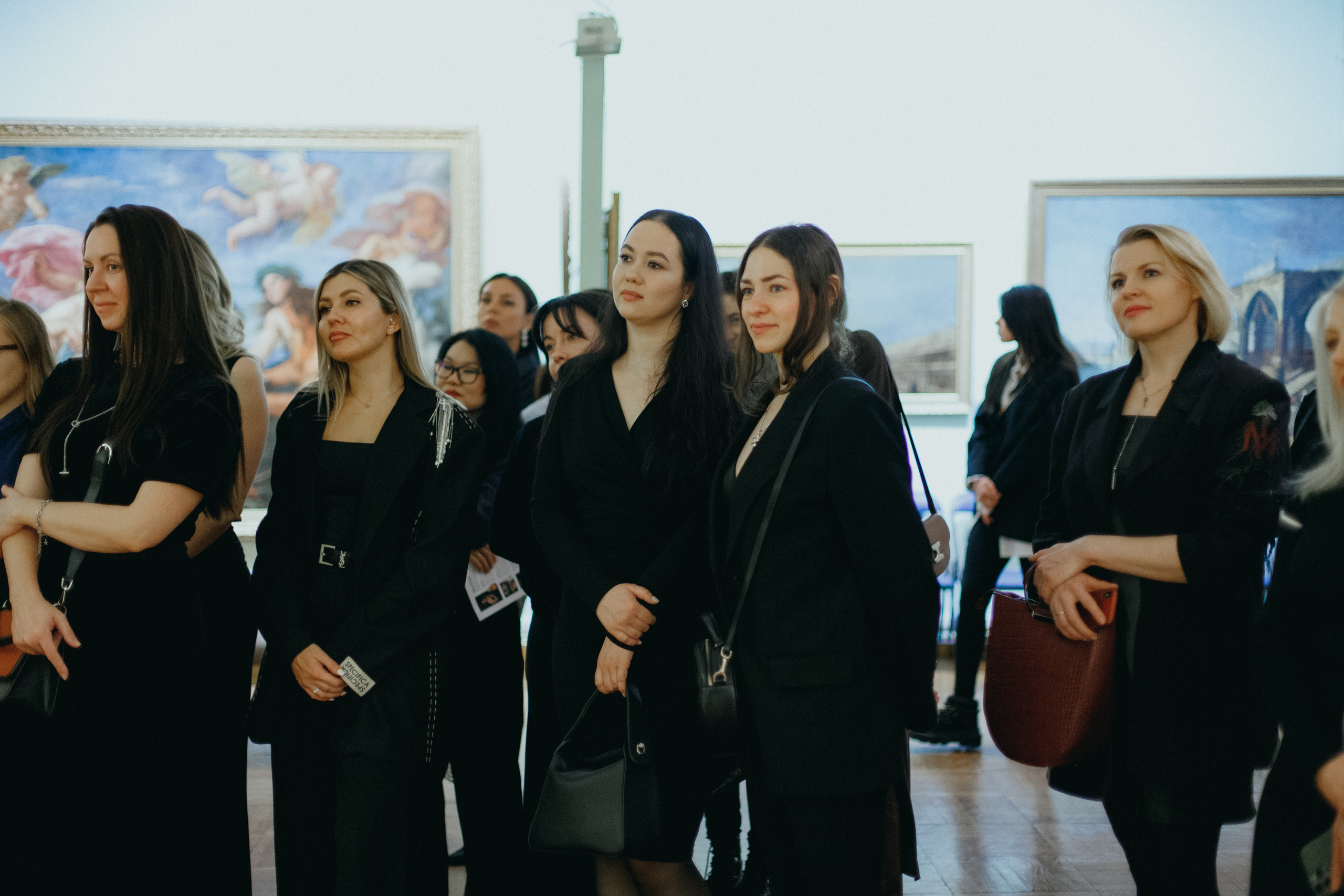 VITRINA BEAUTY — НОТЫ. МУЗЫКАЛЬНЫЙ ВЕЧЕР. СВОИ. ФОТООТЧЕТЫ-СОБЫТИЯ-МЕСТА