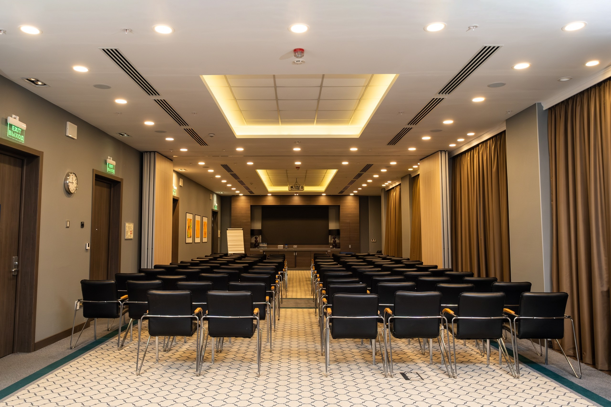 КП Мебель Град. Фотограф и видеограф в Тюмени Анна Жагорина, ваши фото еще не отдавали так быстро!