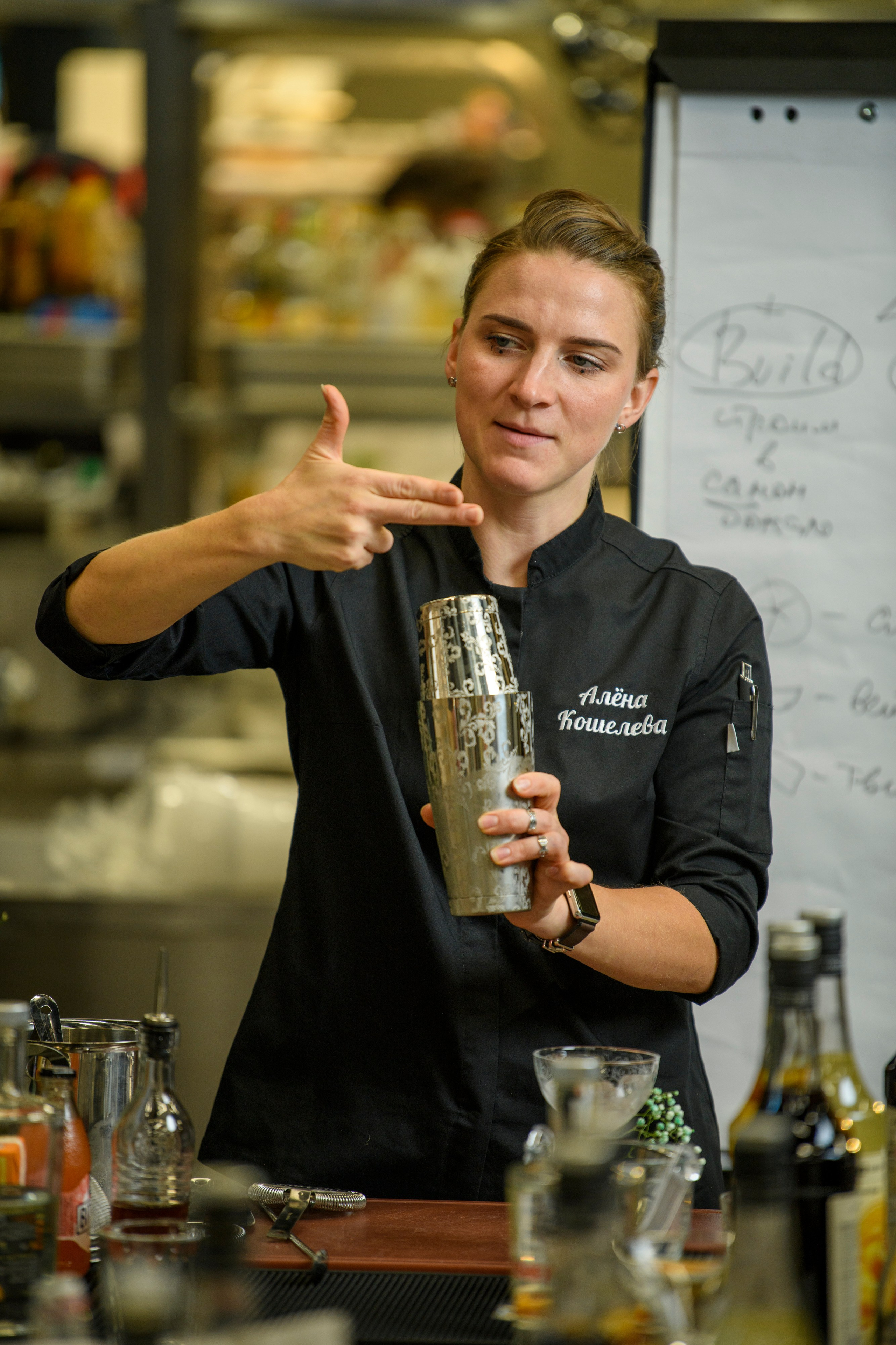 Бар — моя сцена: история Алены Кошелевой. Создание обучающих видеороликов Puponin Production