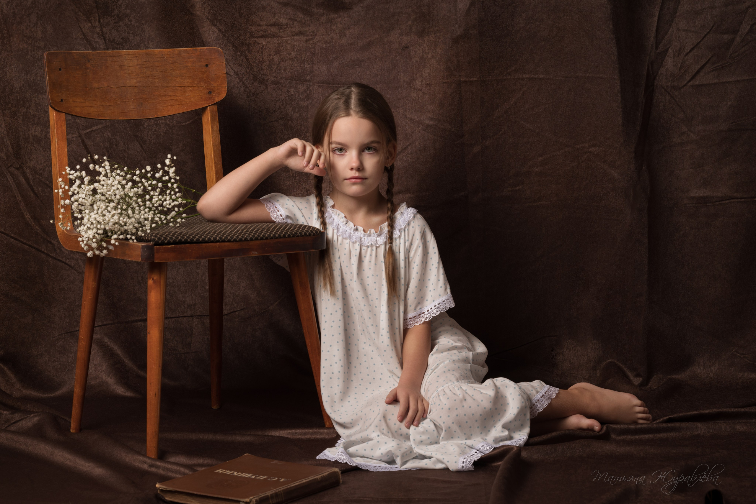 художественный портрет с фоном